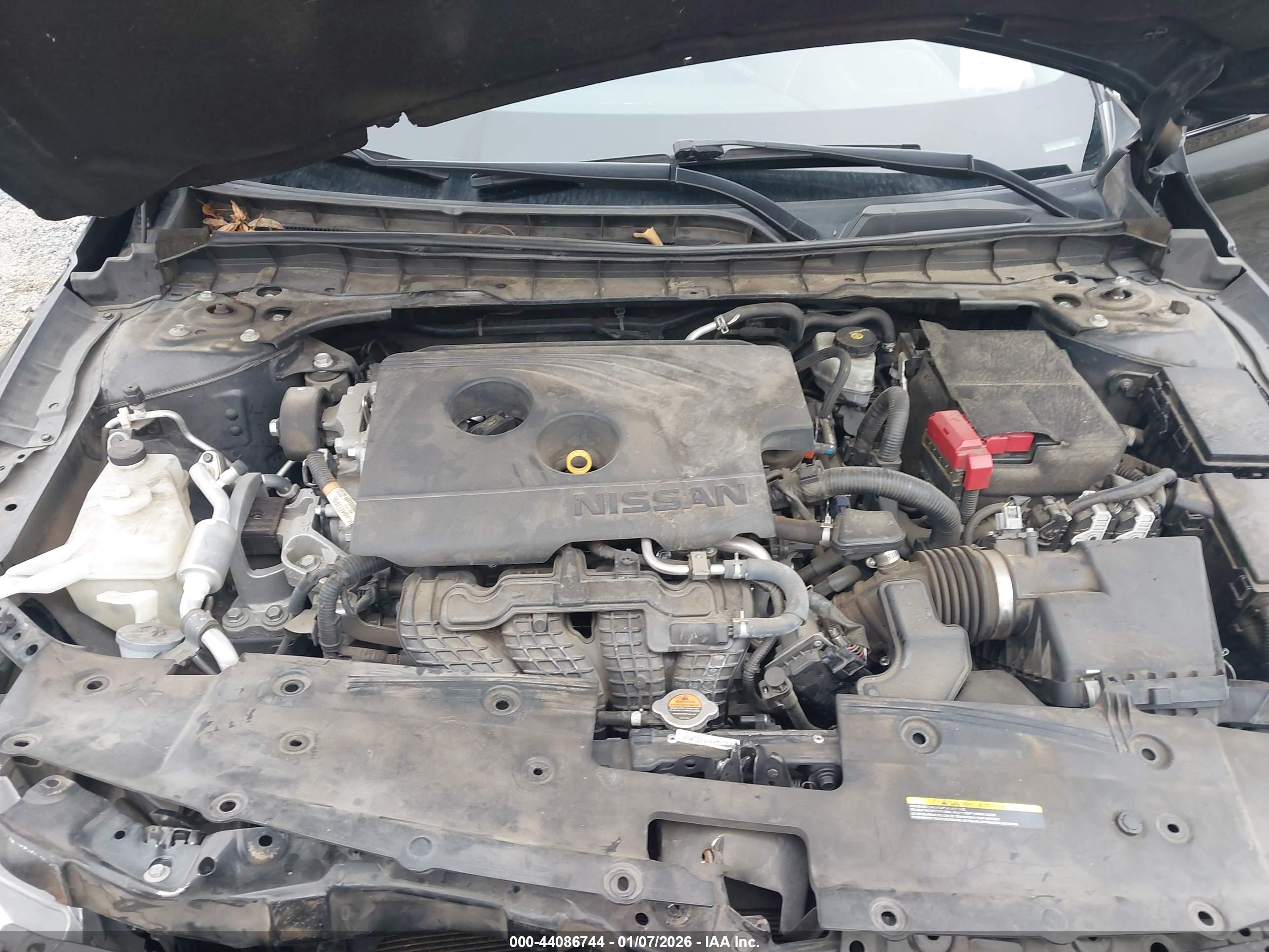 NISSAN ALTIMA image 10