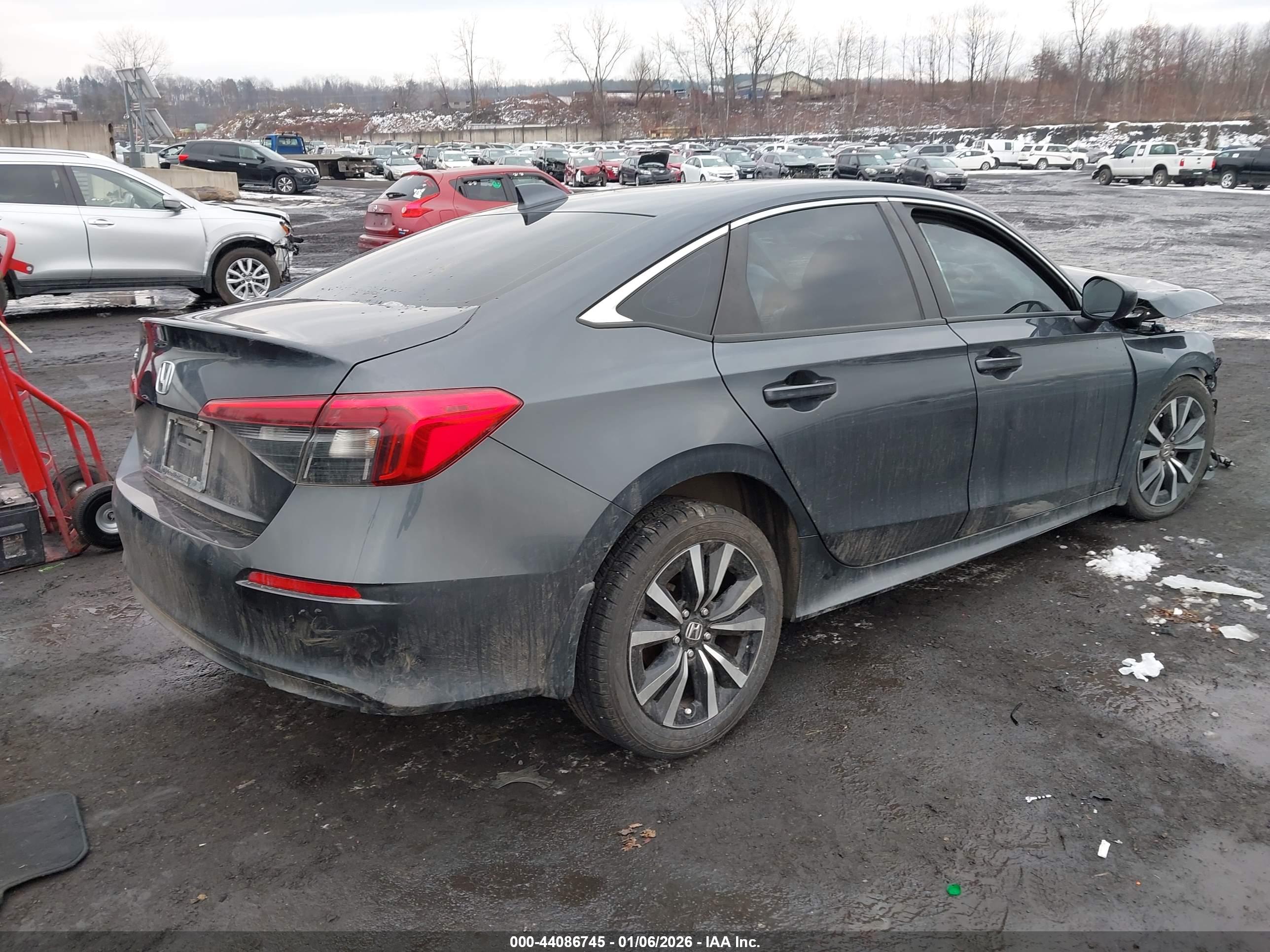 HONDA CIVIC image 4