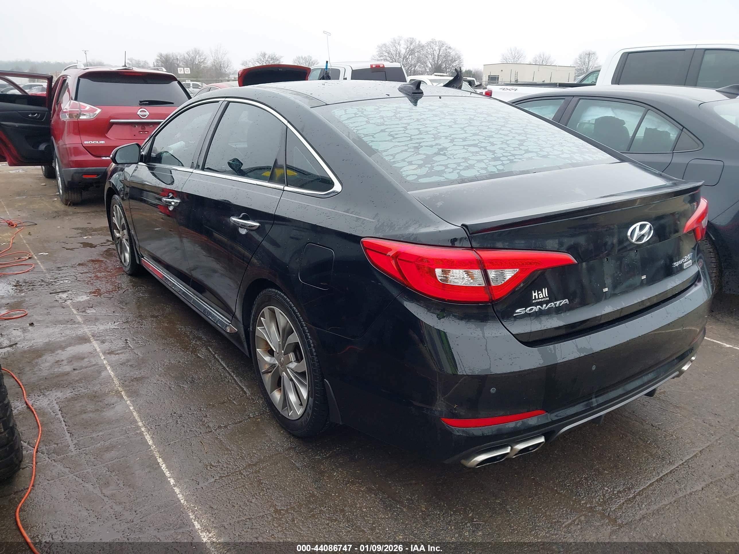 HYUNDAI SONATA image 3