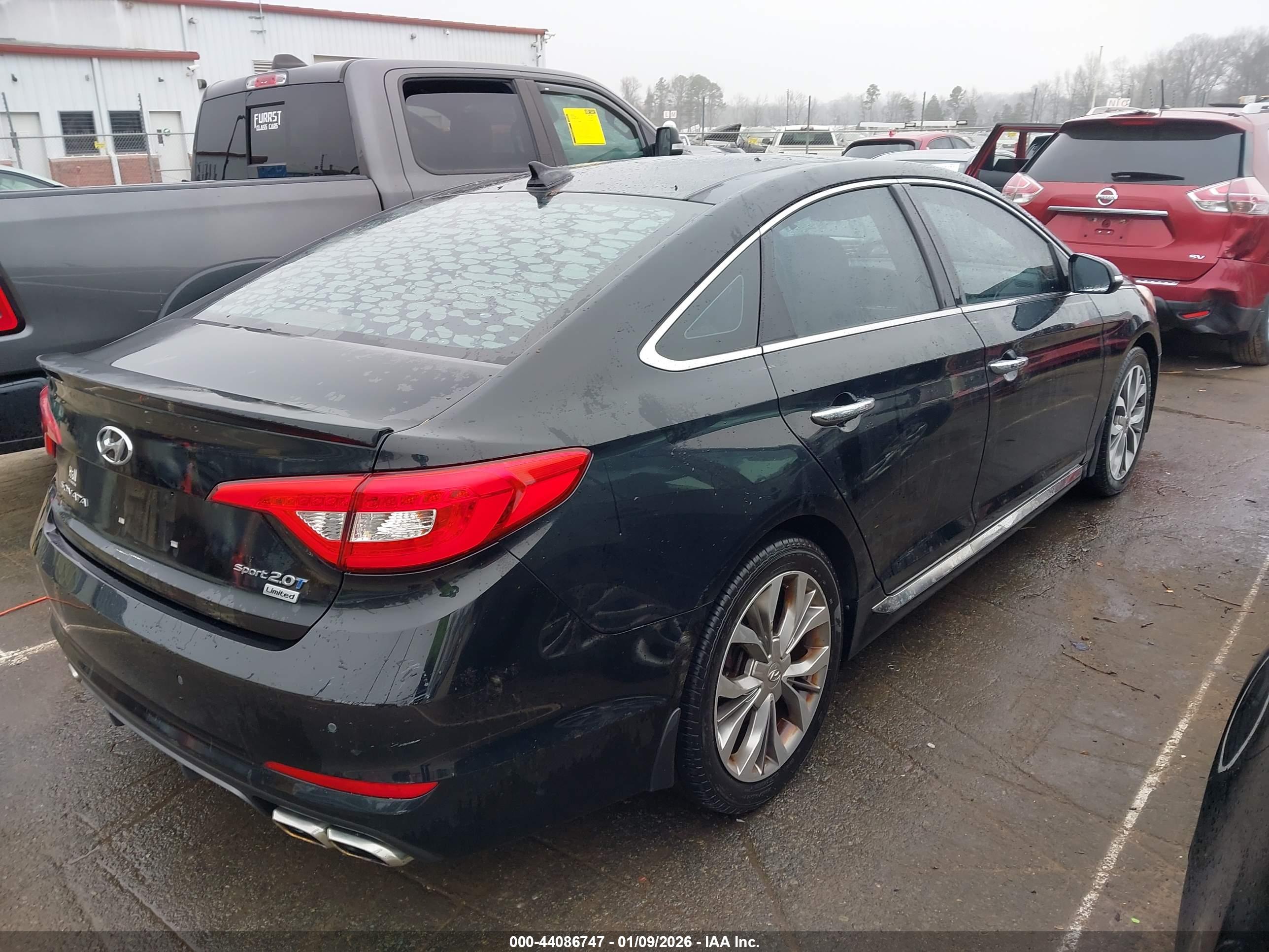 HYUNDAI SONATA image 4