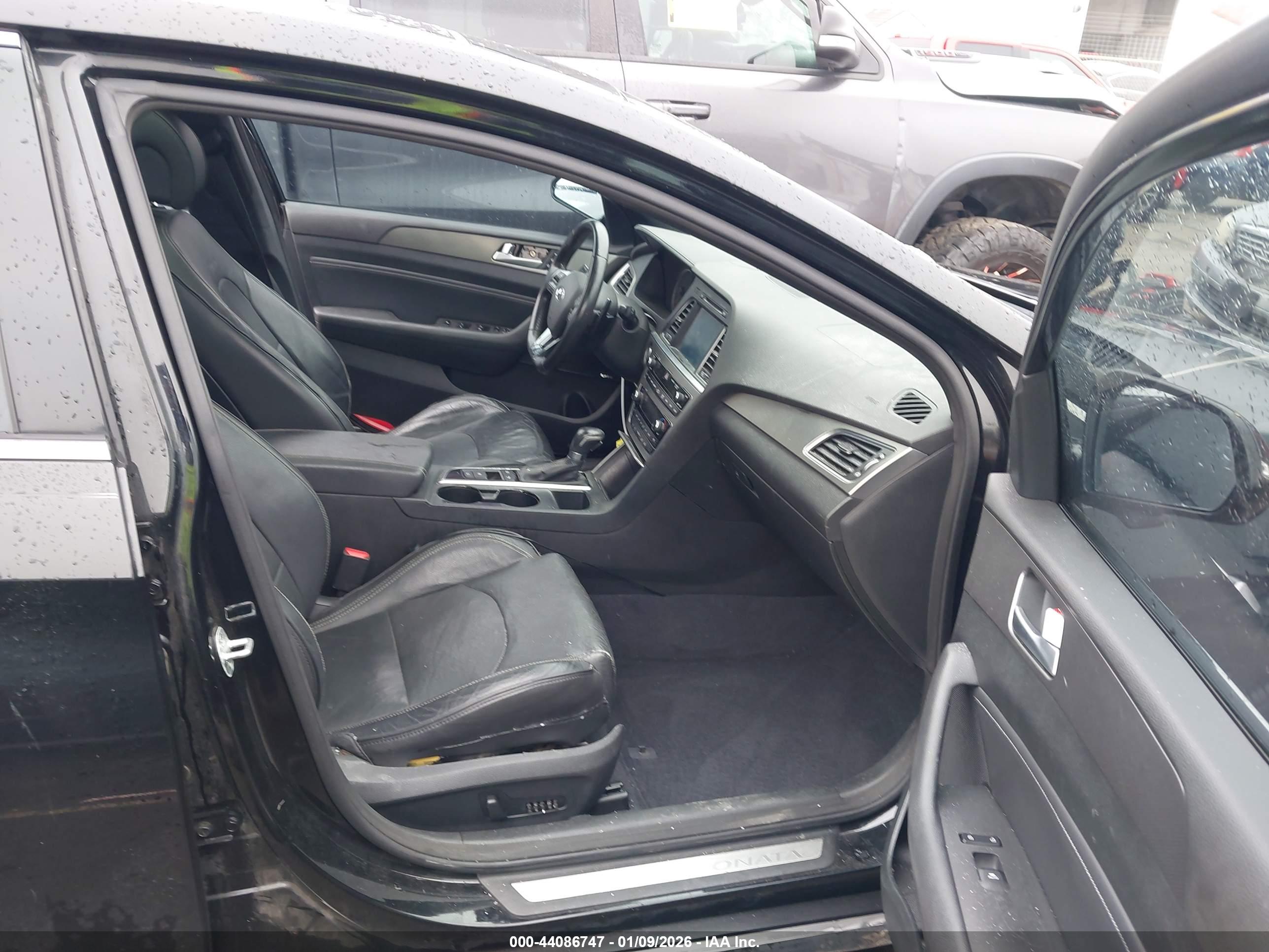 HYUNDAI SONATA image 5