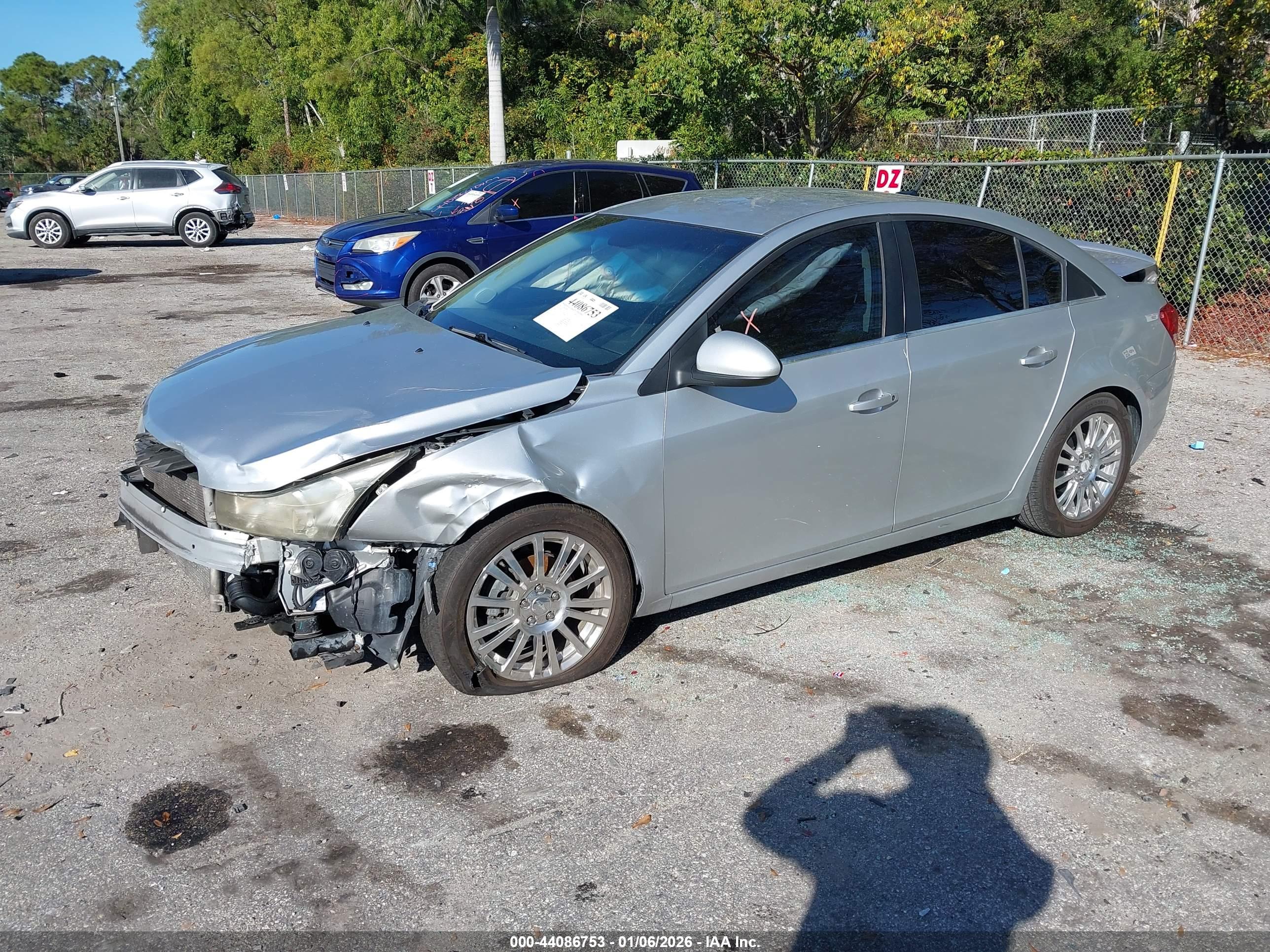 CHEVROLET CRUZE image 2