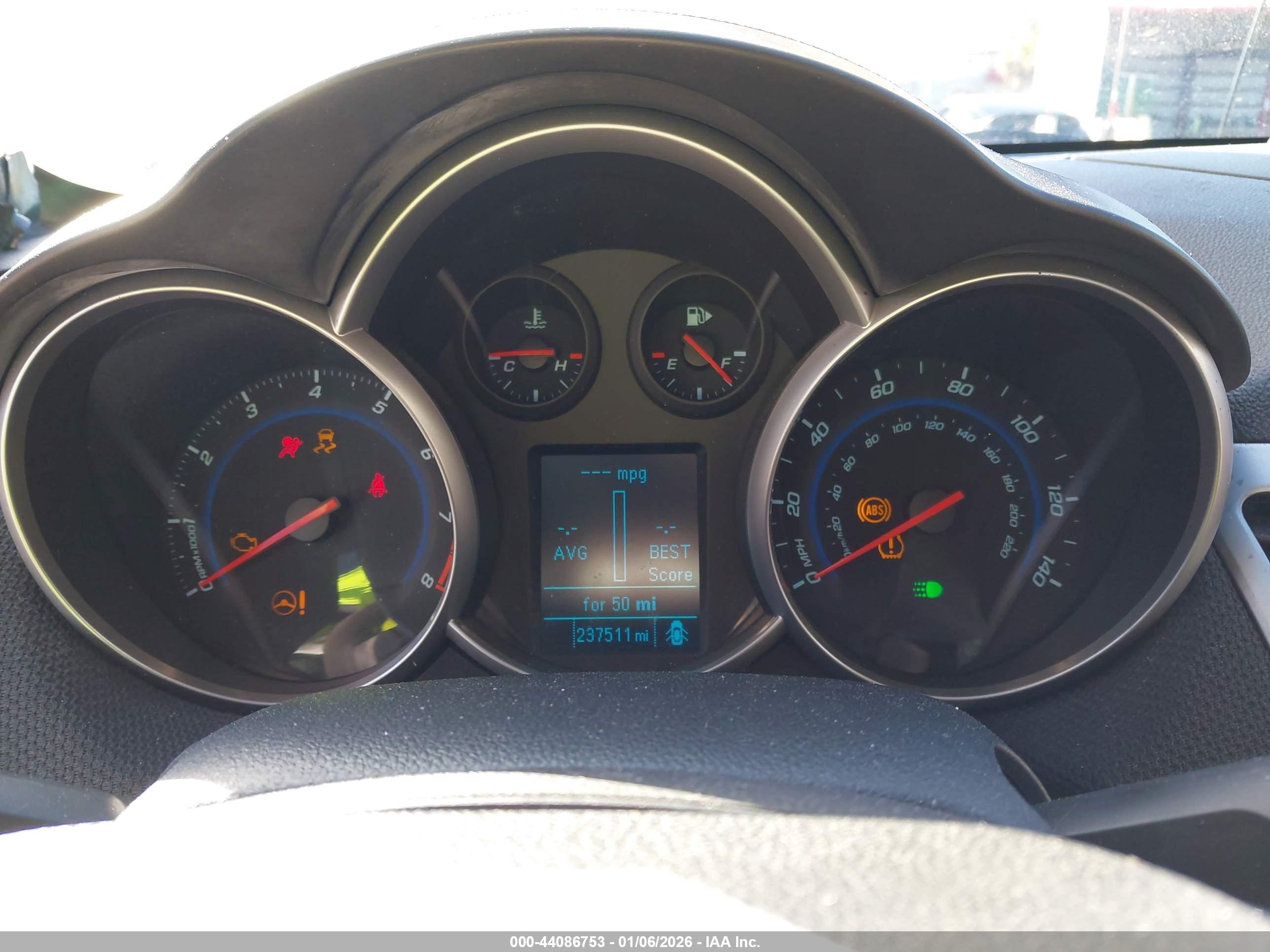 CHEVROLET CRUZE image 7