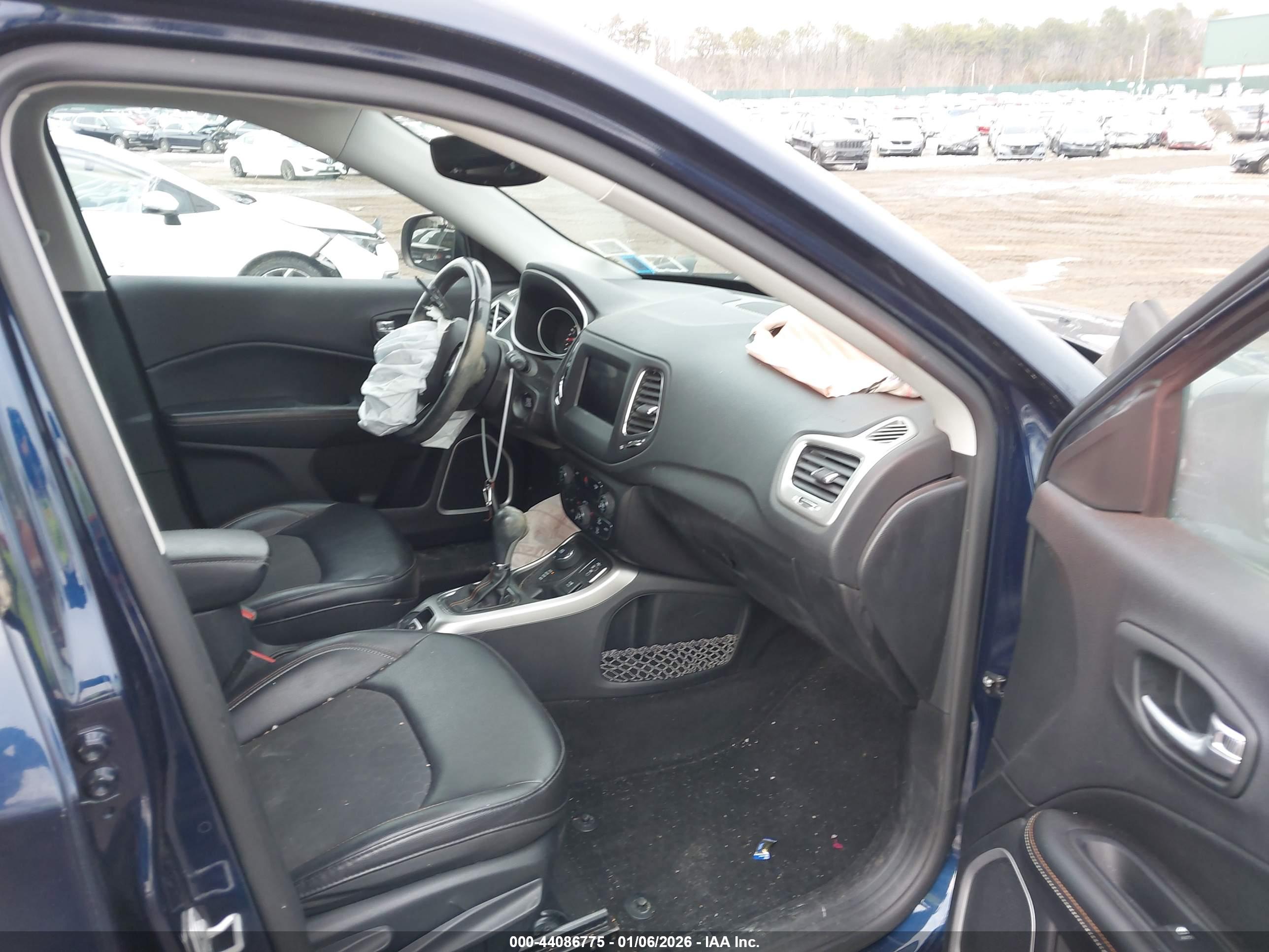 JEEP COMPASS image 5