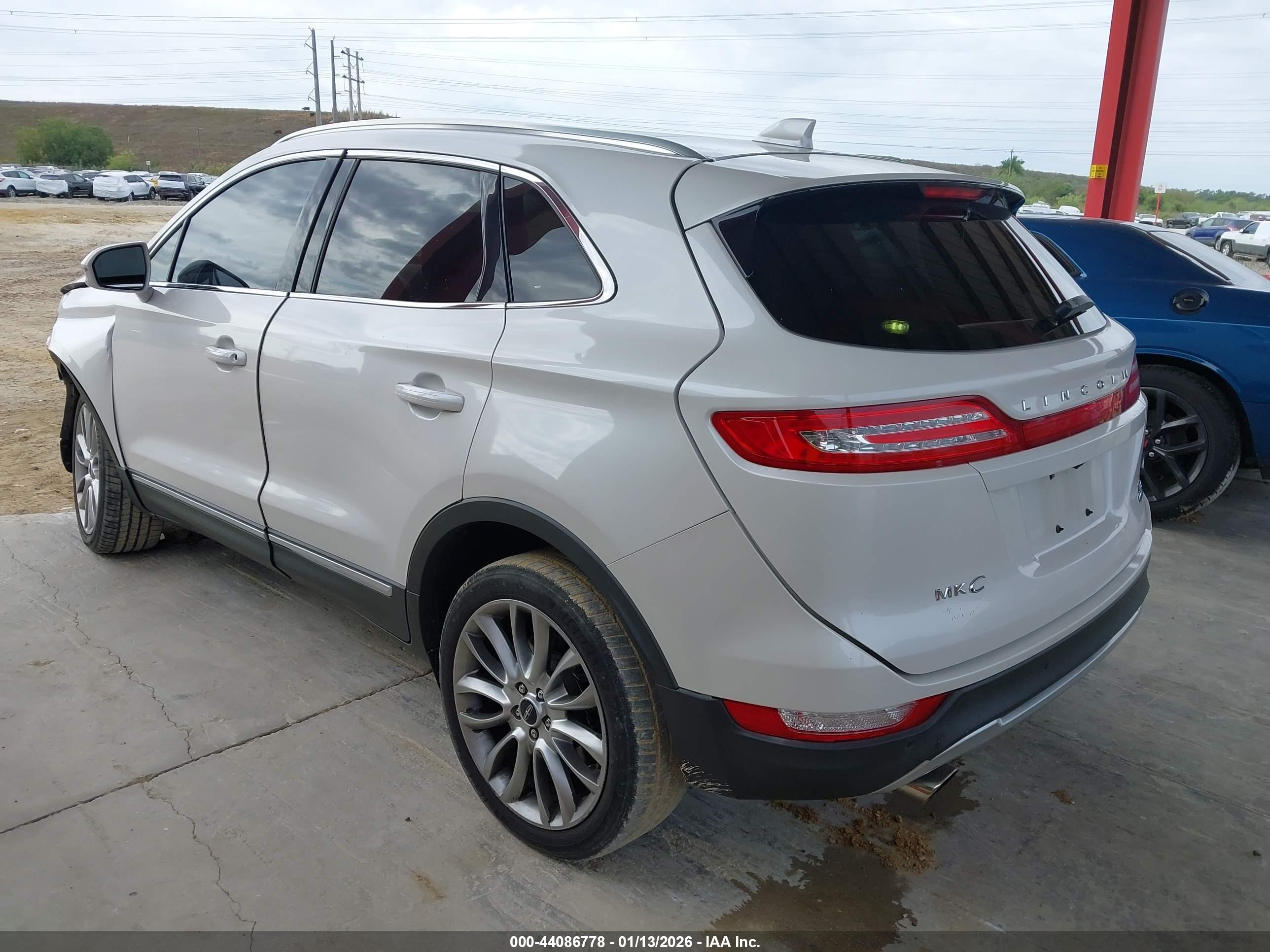 LINCOLN MKC image 3
