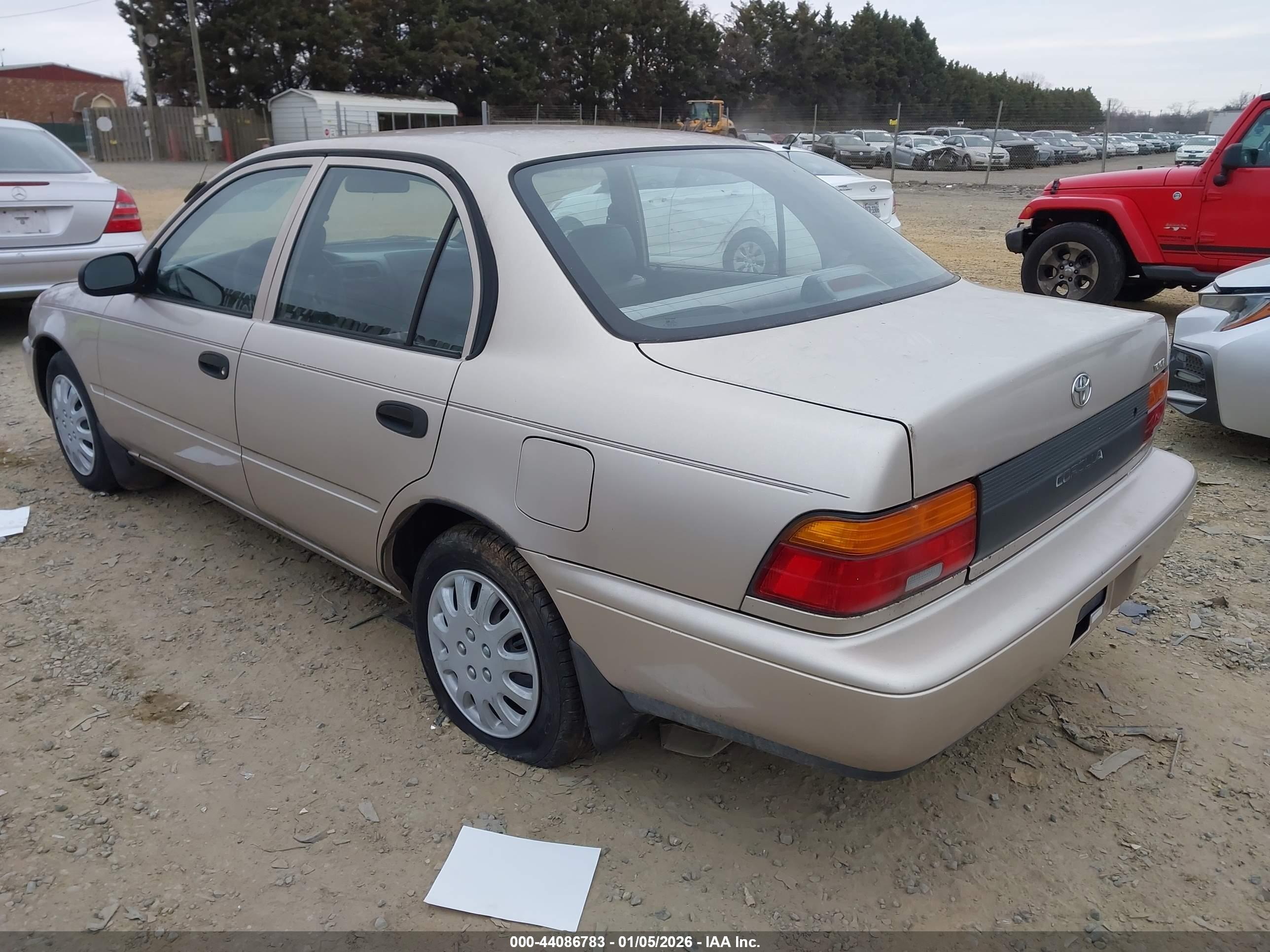 TOYOTA COROLLA image 3