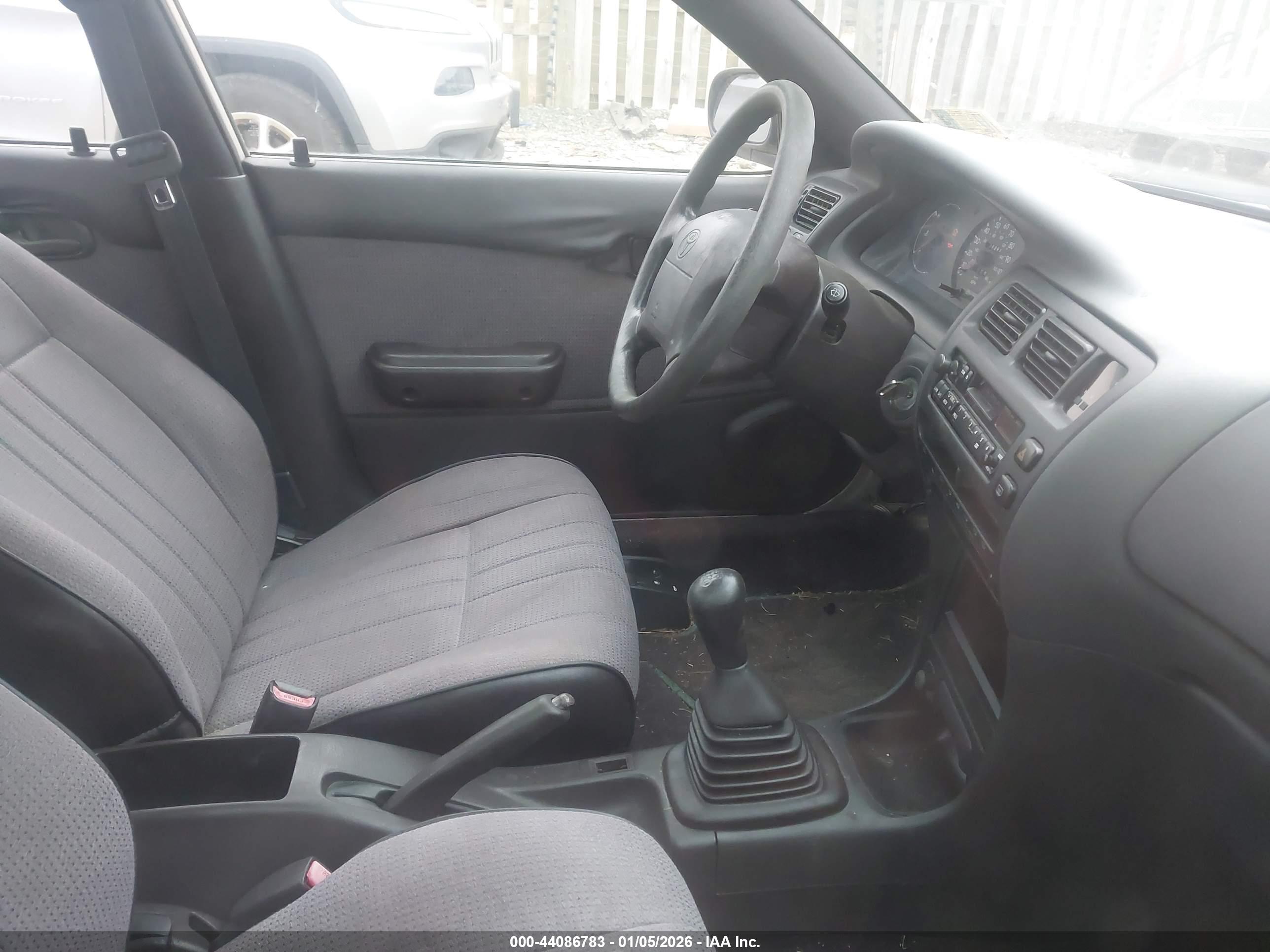 TOYOTA COROLLA image 5