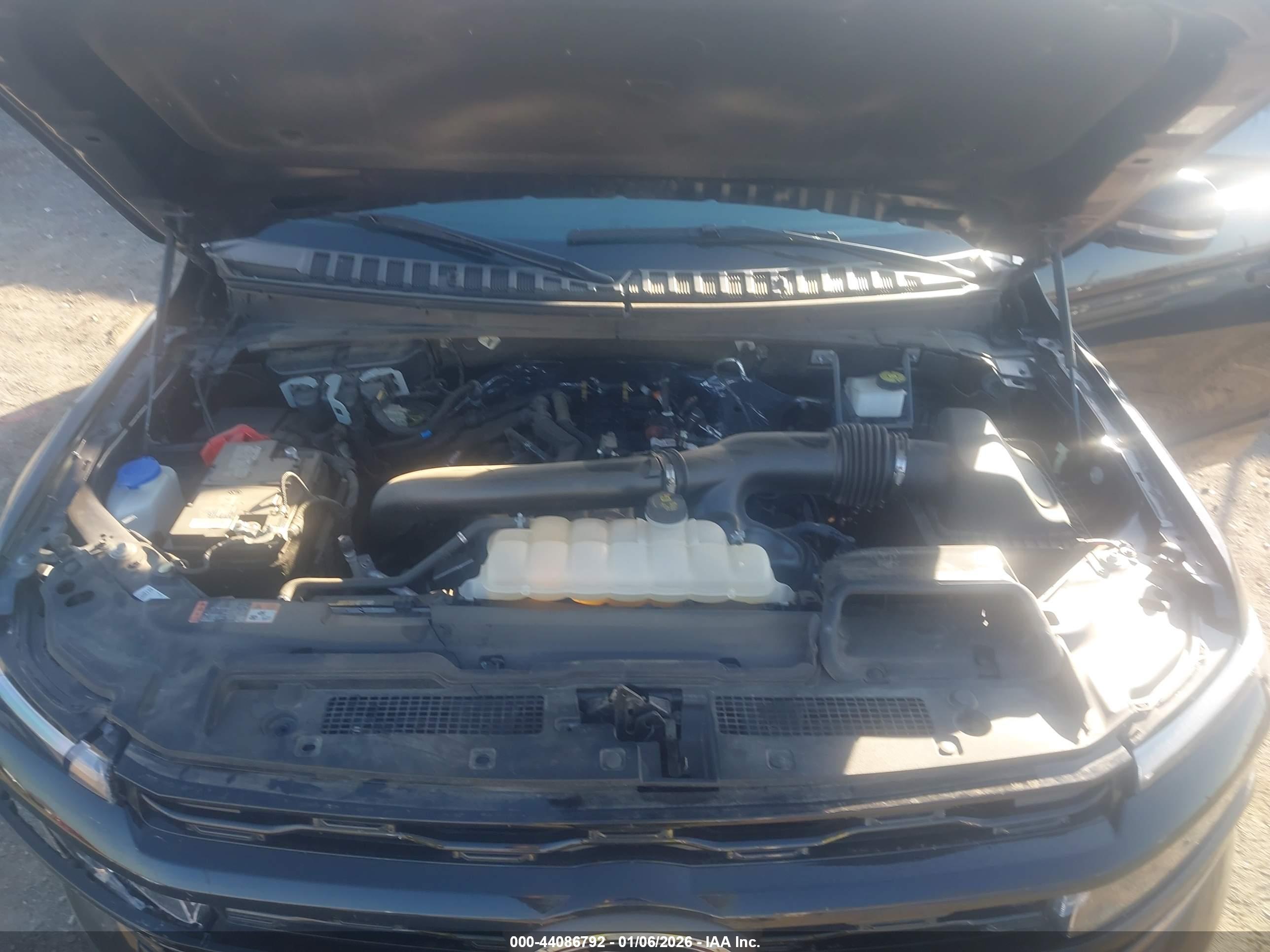 FORD EXPEDITION image 10