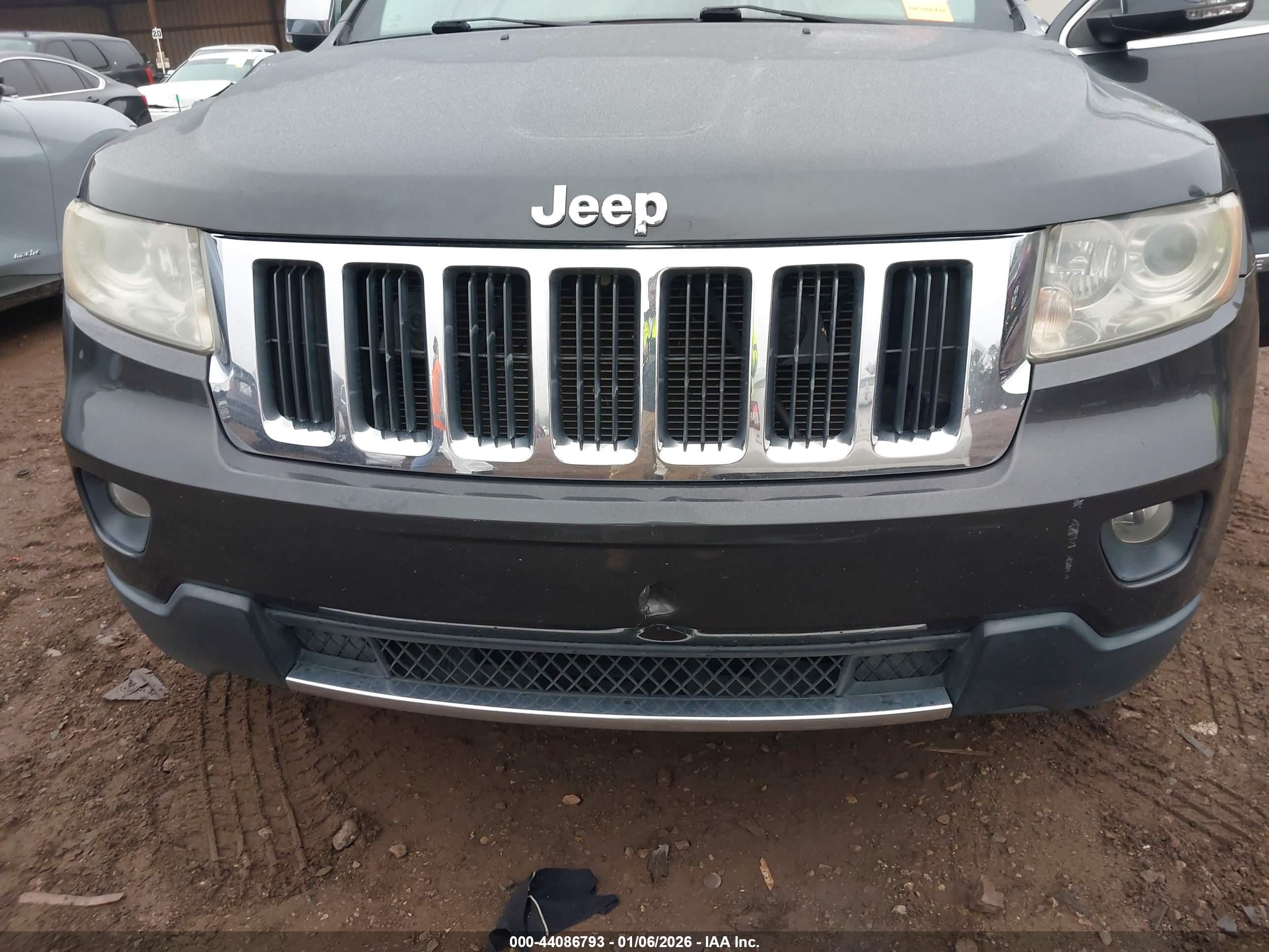 JEEP GRAND image 6
