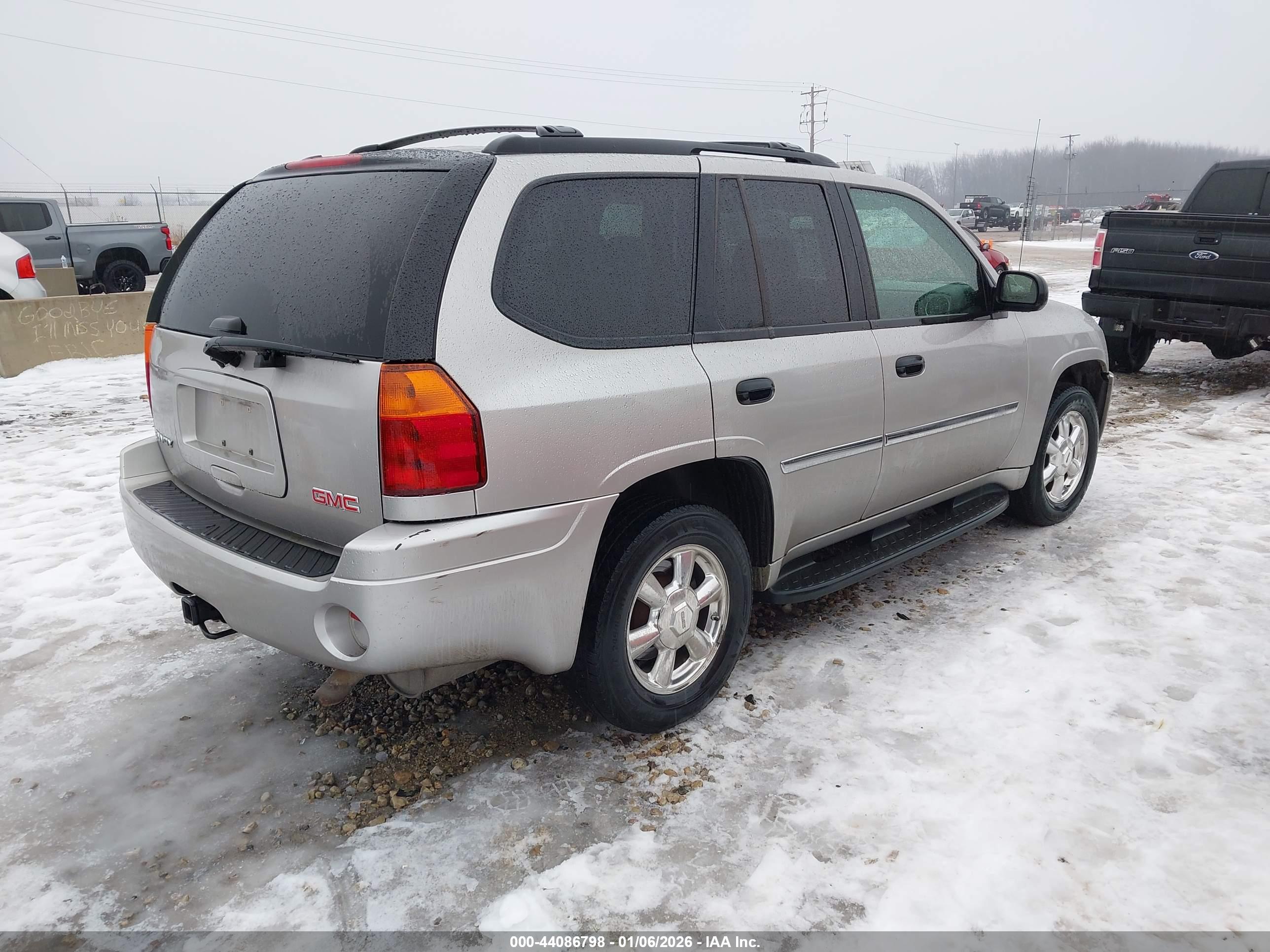 GMC ENVOY image 4