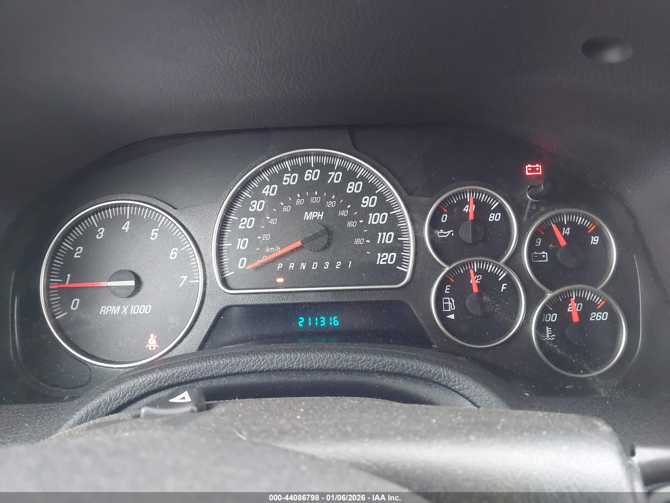 GMC ENVOY image 7