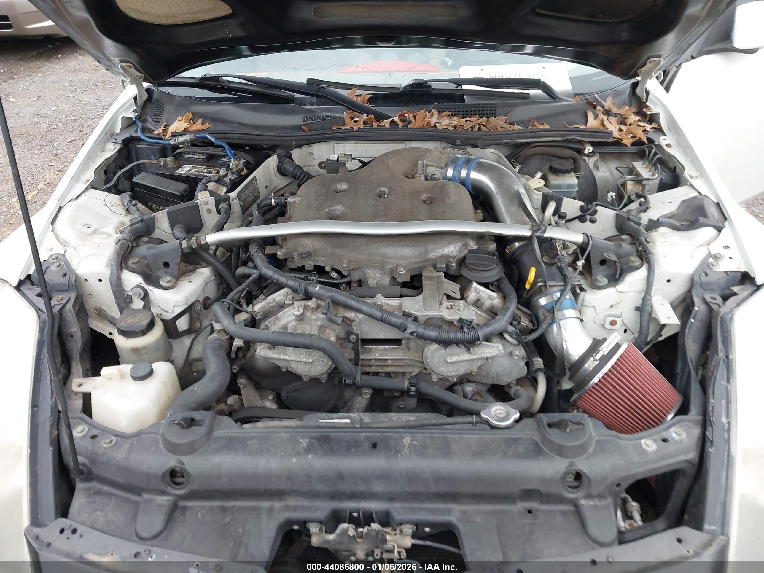 NISSAN 350Z image 10