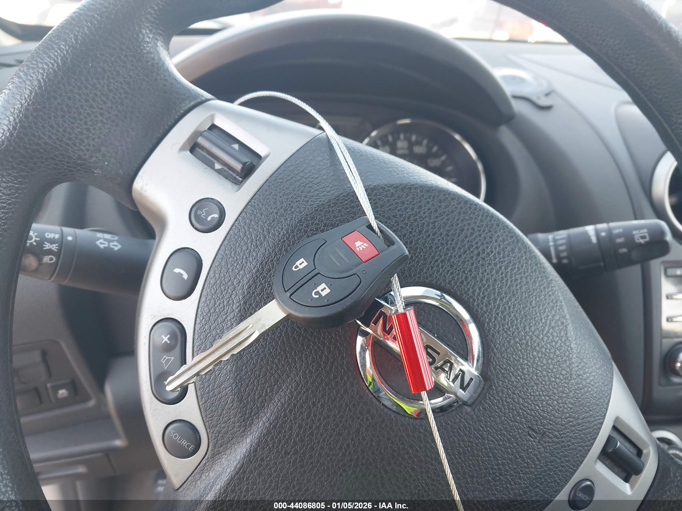NISSAN ROGUE image 11