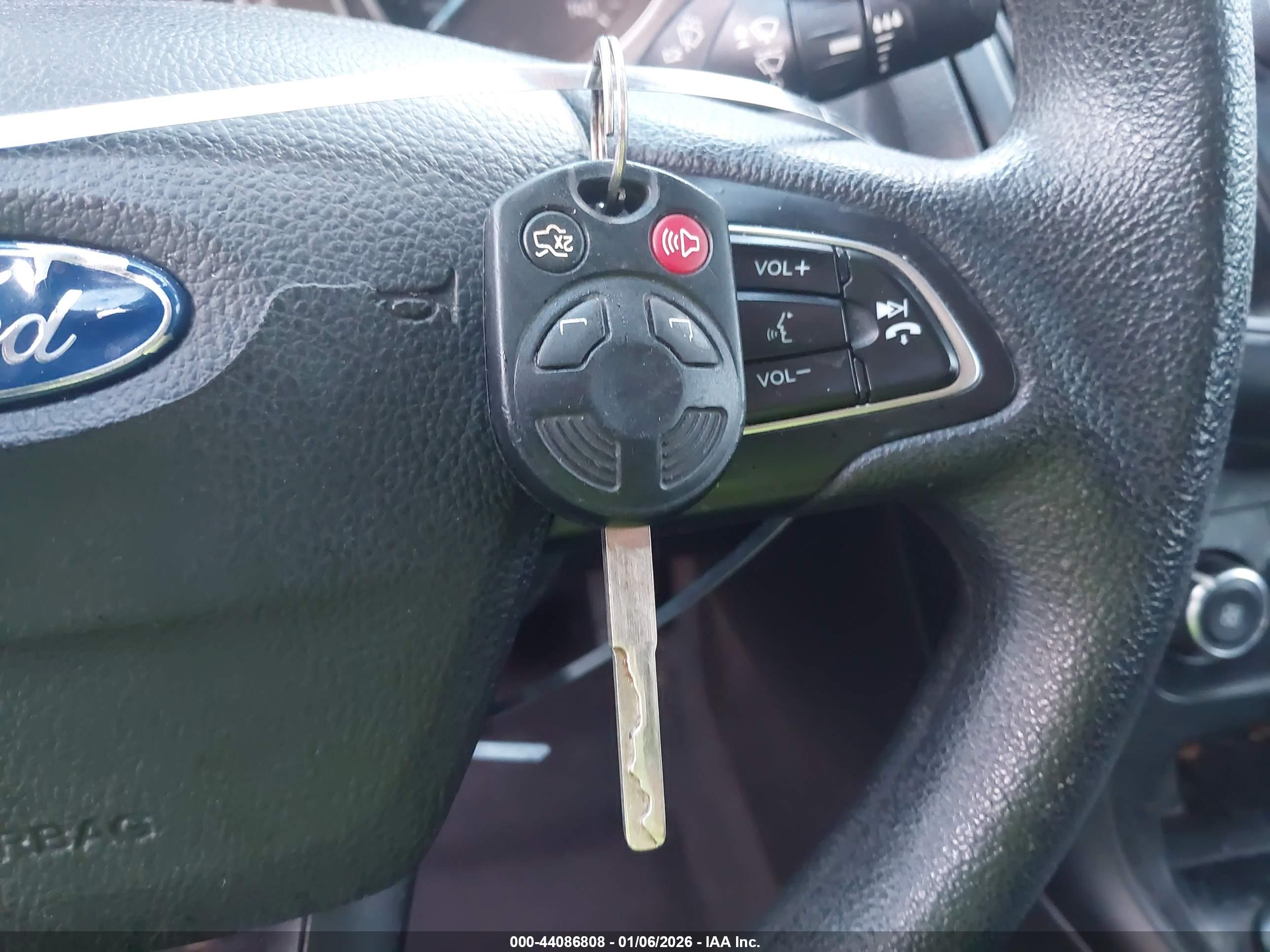 FORD FOCUS image 11