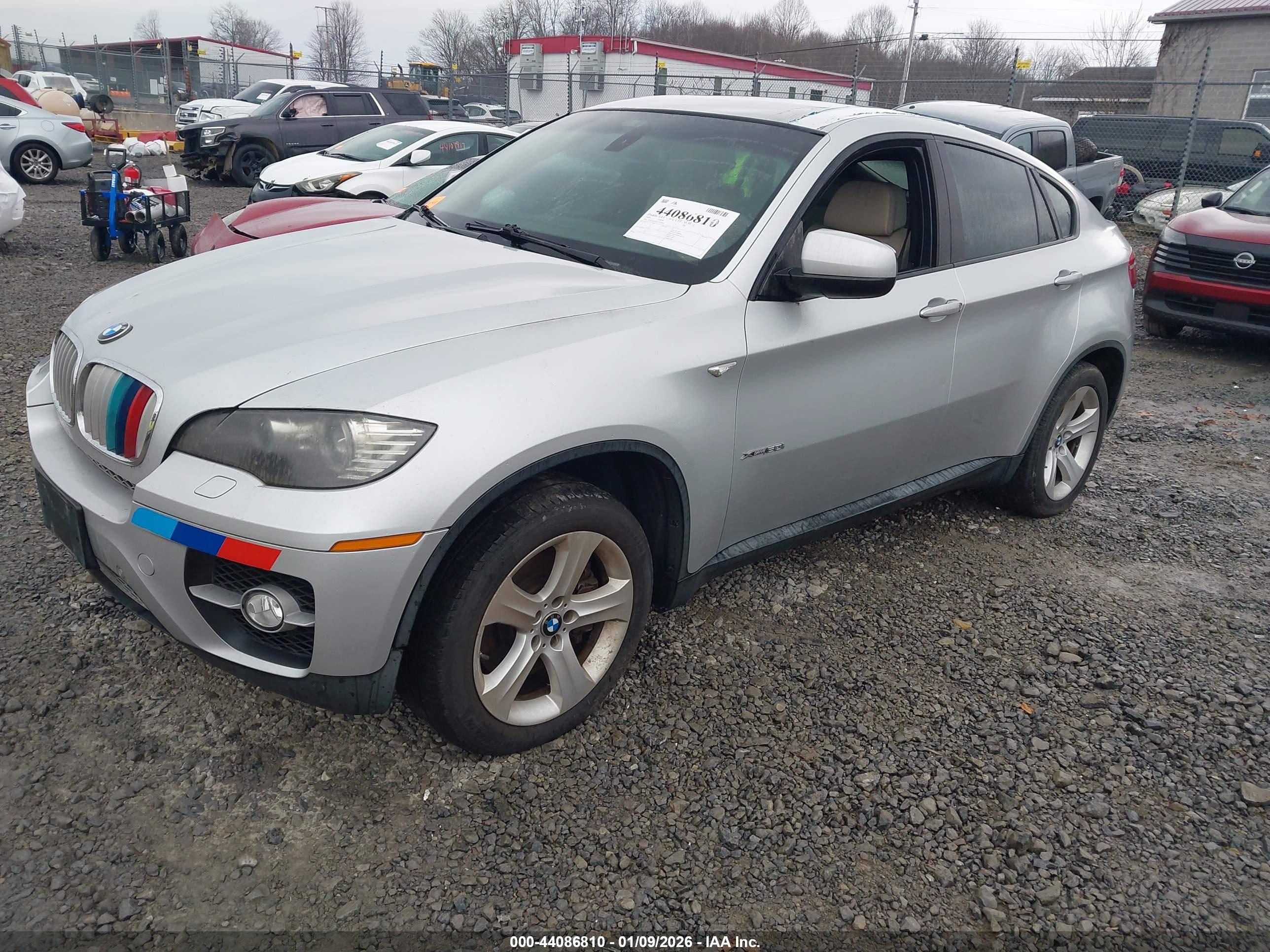 BMW X6 image 2