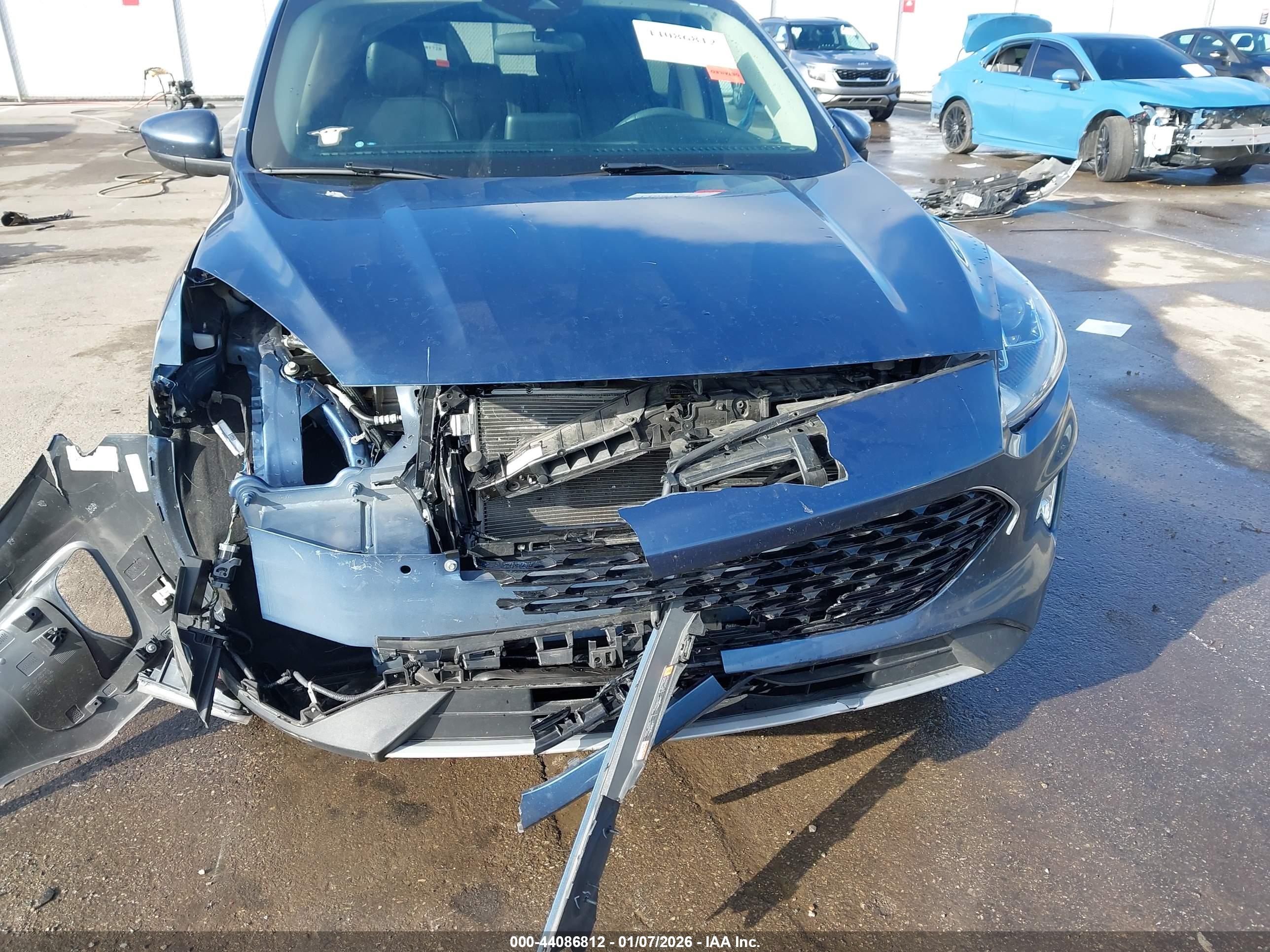 FORD ESCAPE image 6