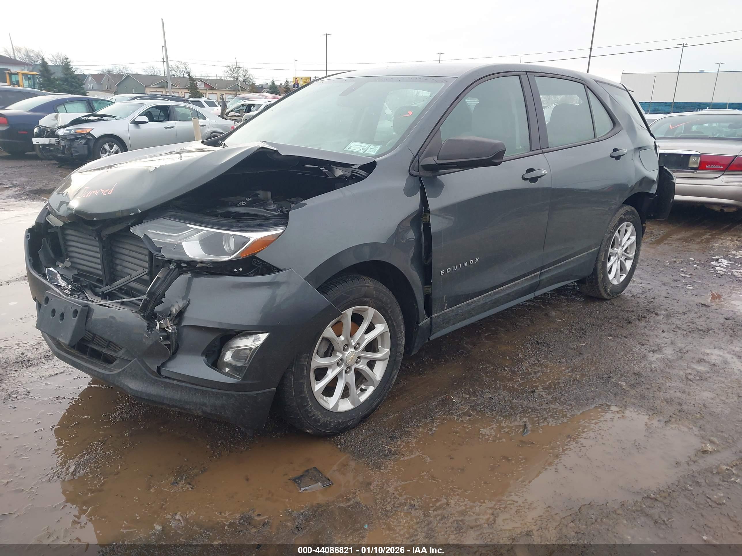 CHEVROLET EQUINOX image 2