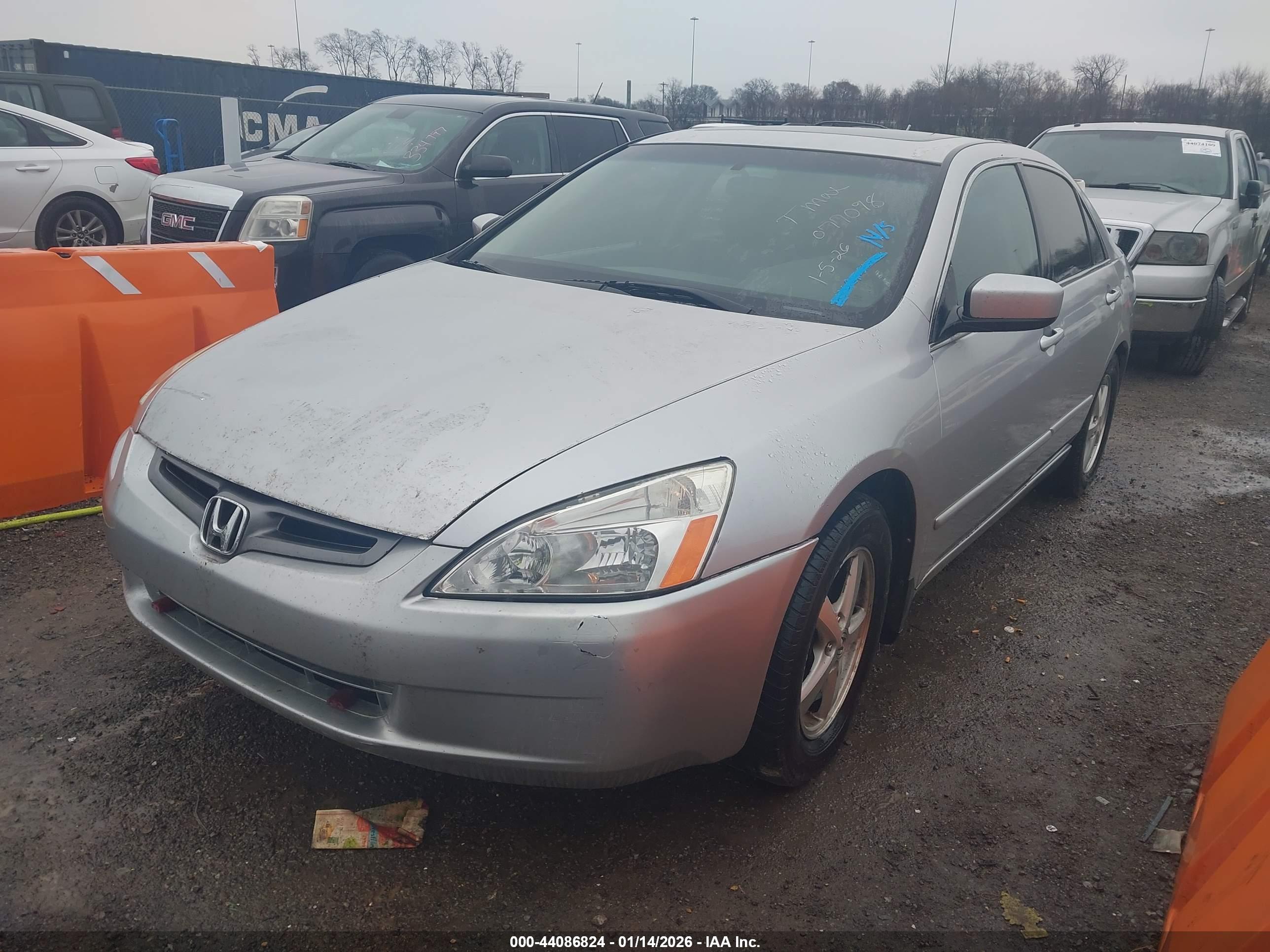 HONDA ACCORD image 2