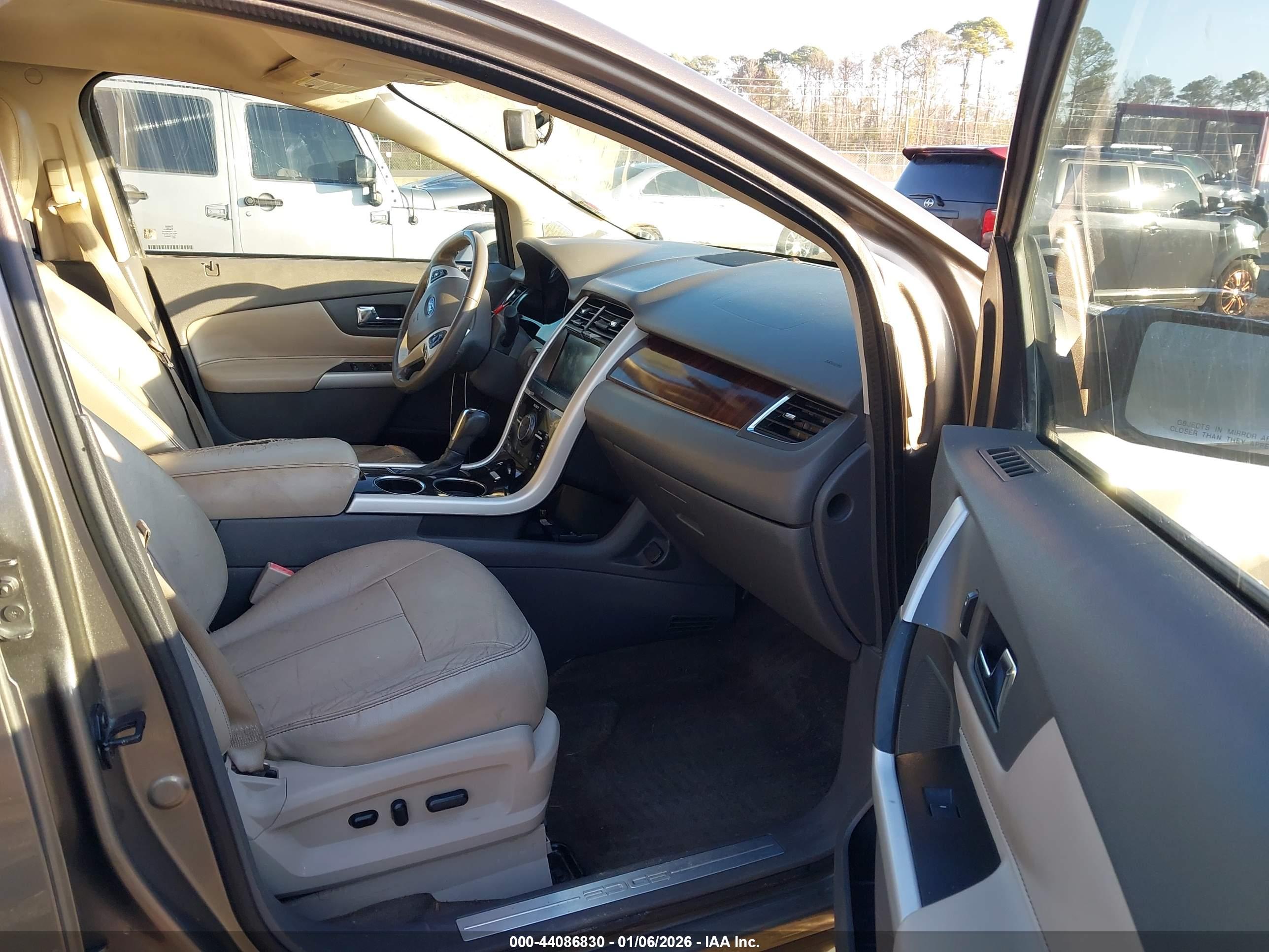 FORD EDGE image 5