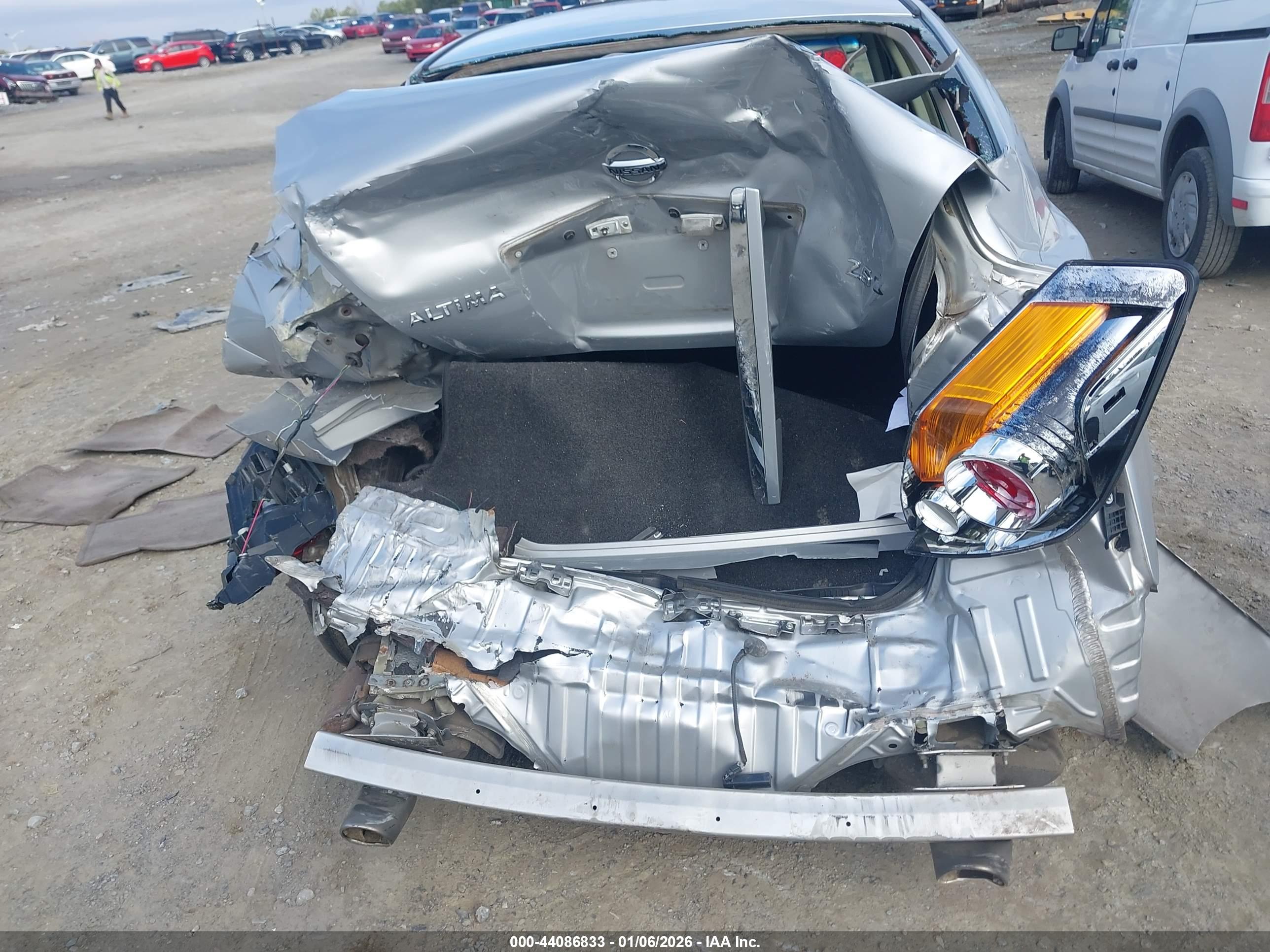 NISSAN ALTIMA image 6