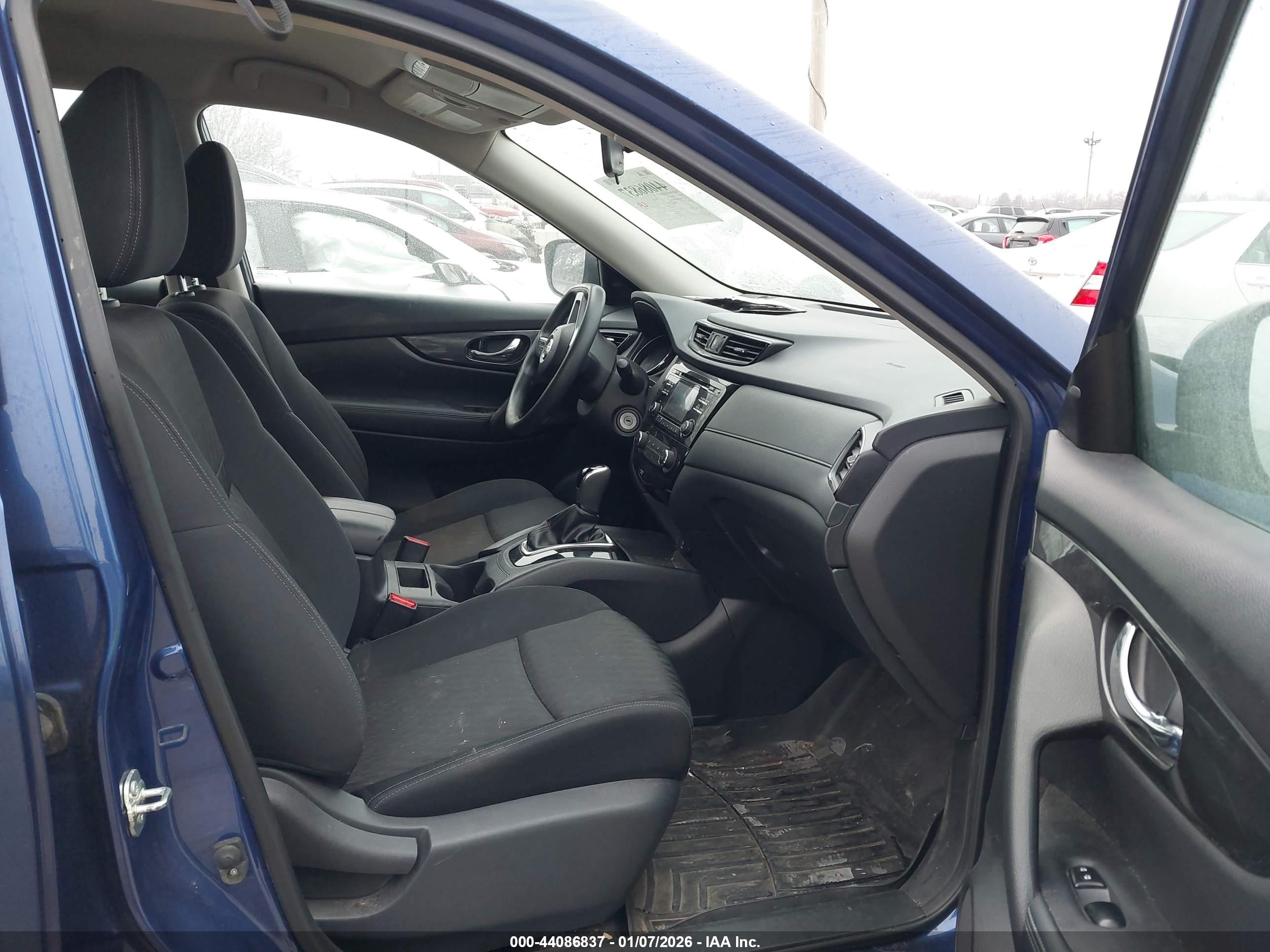 NISSAN ROGUE image 5
