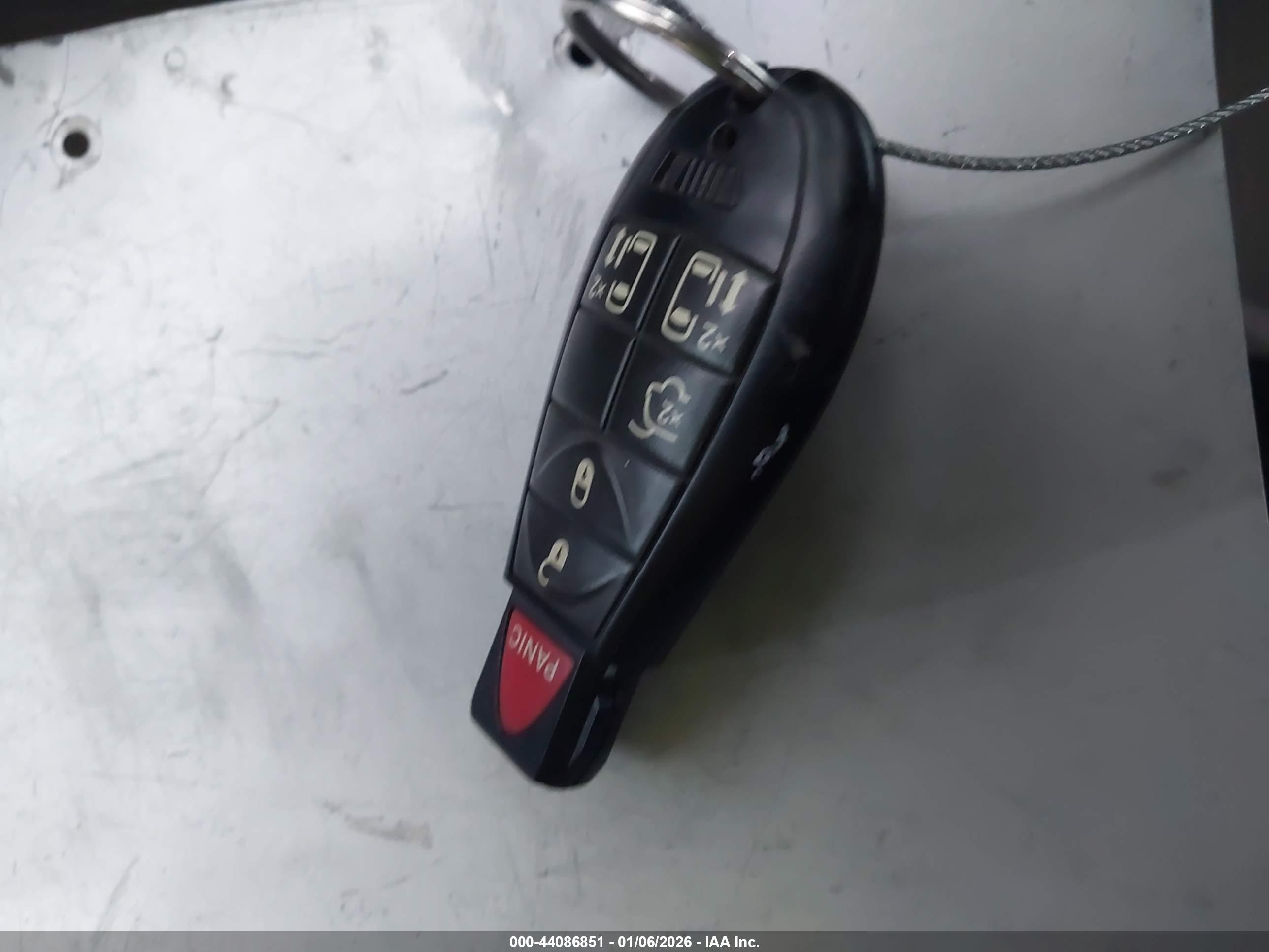 CHRYSLER TOWN image 11