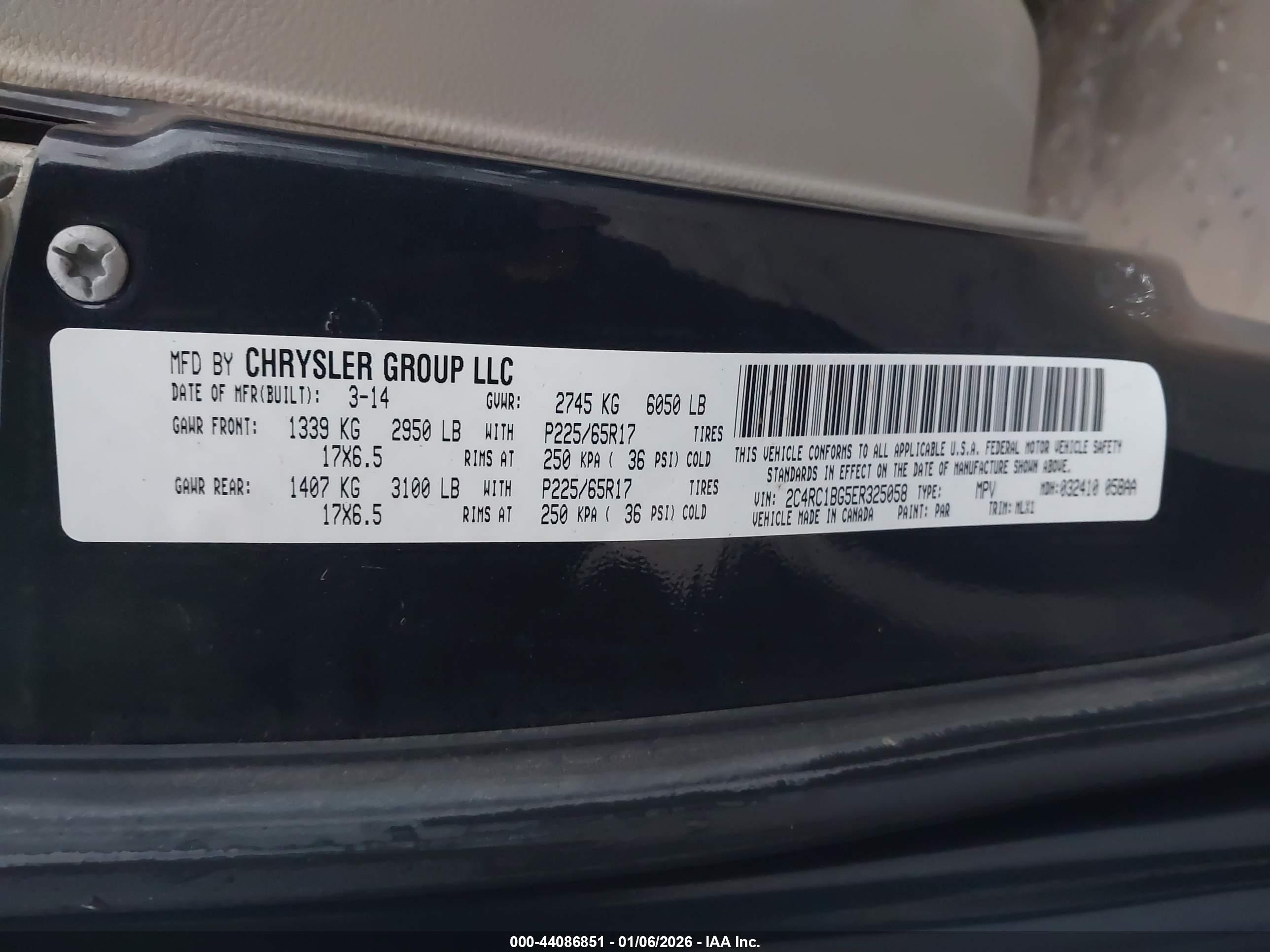 CHRYSLER TOWN image 9