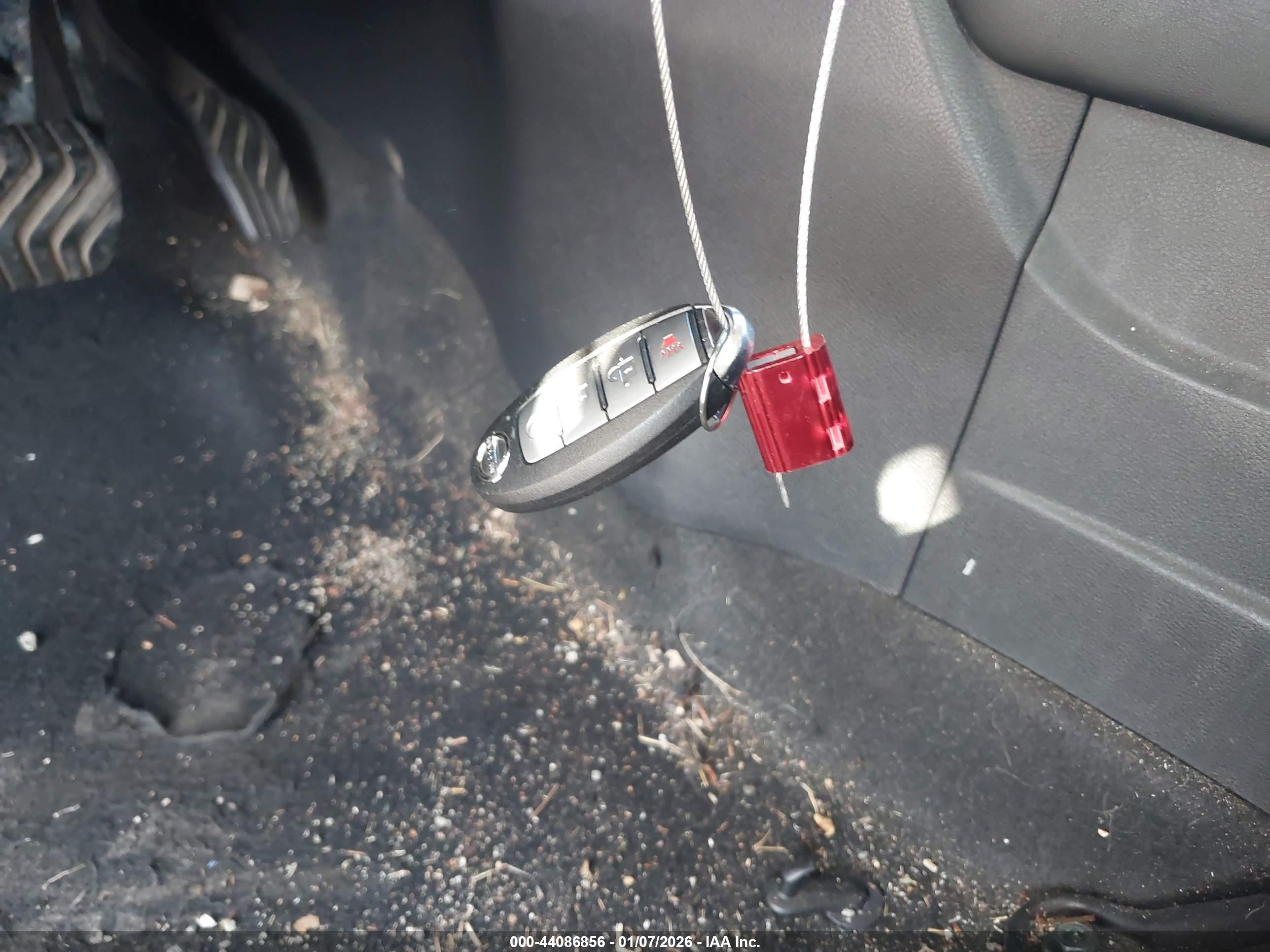 NISSAN KICKS image 11