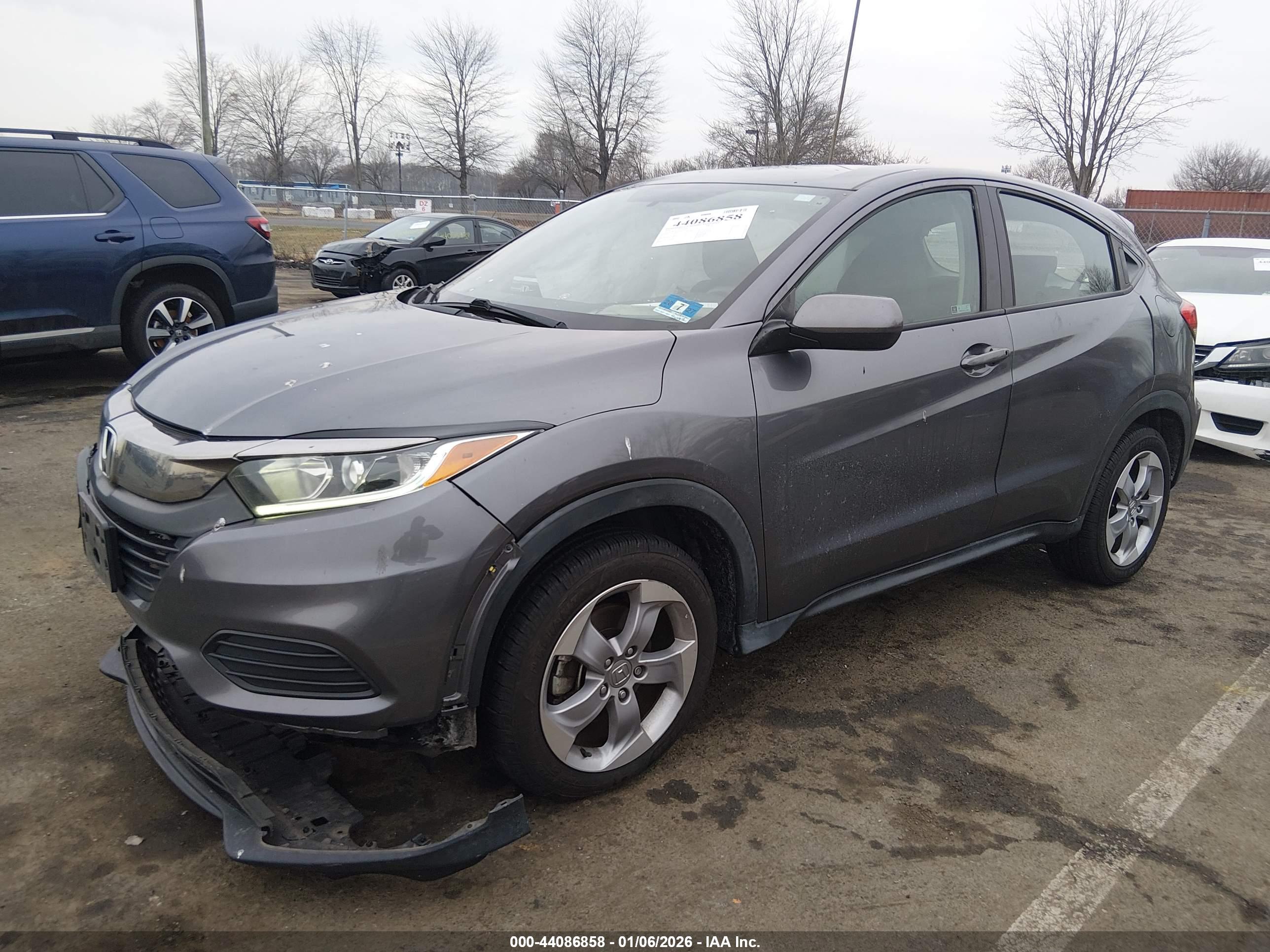 HONDA HR-V image 2