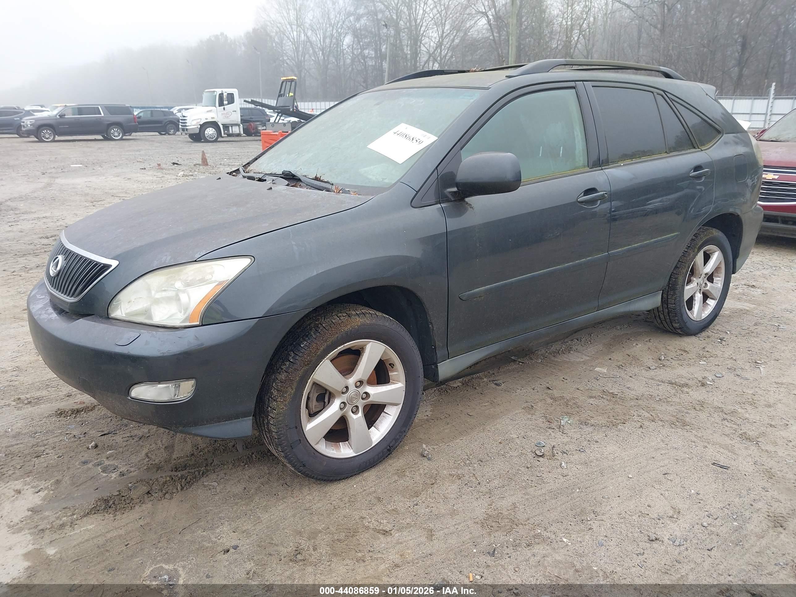 LEXUS RX image 2
