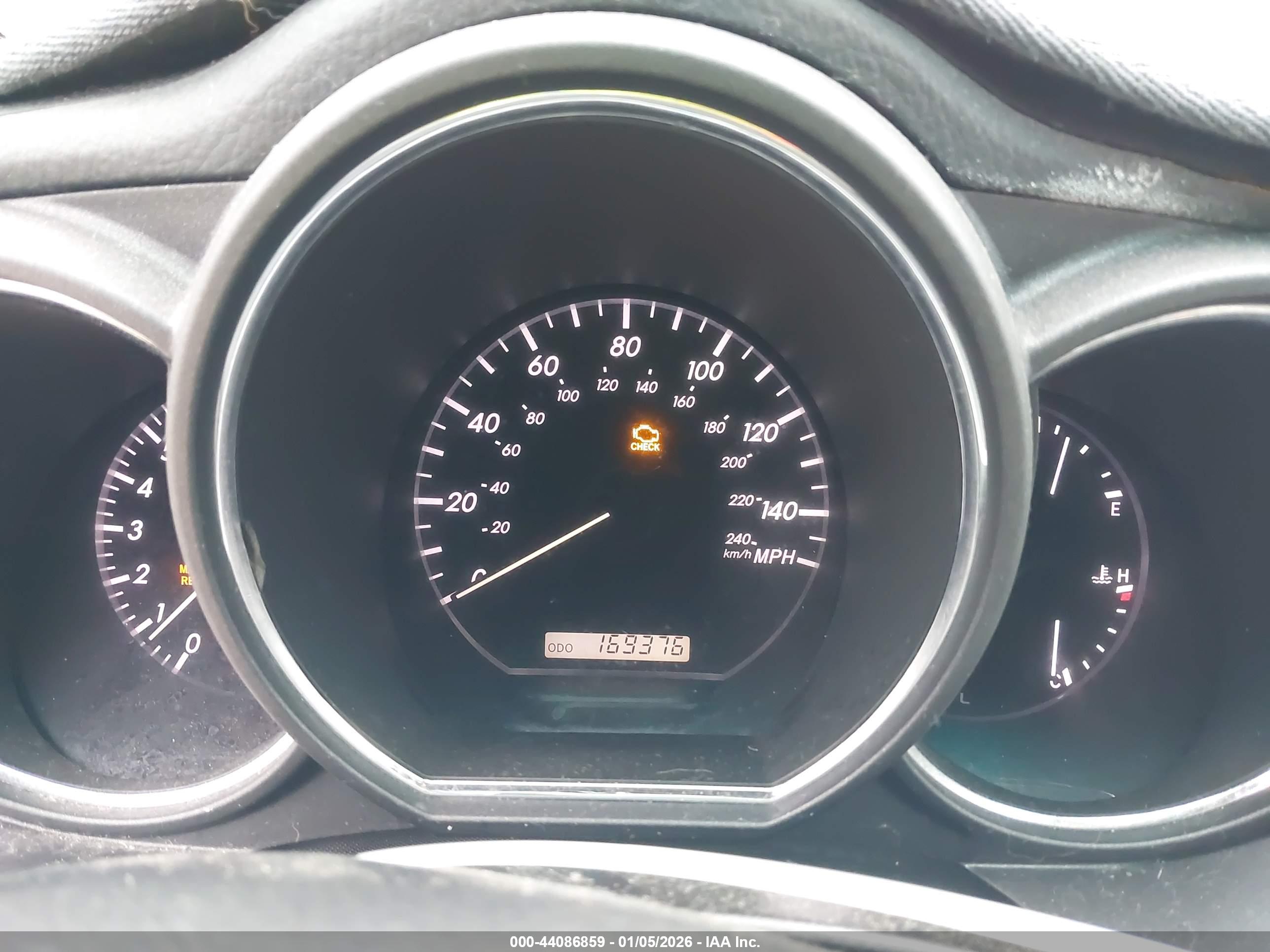 LEXUS RX image 7