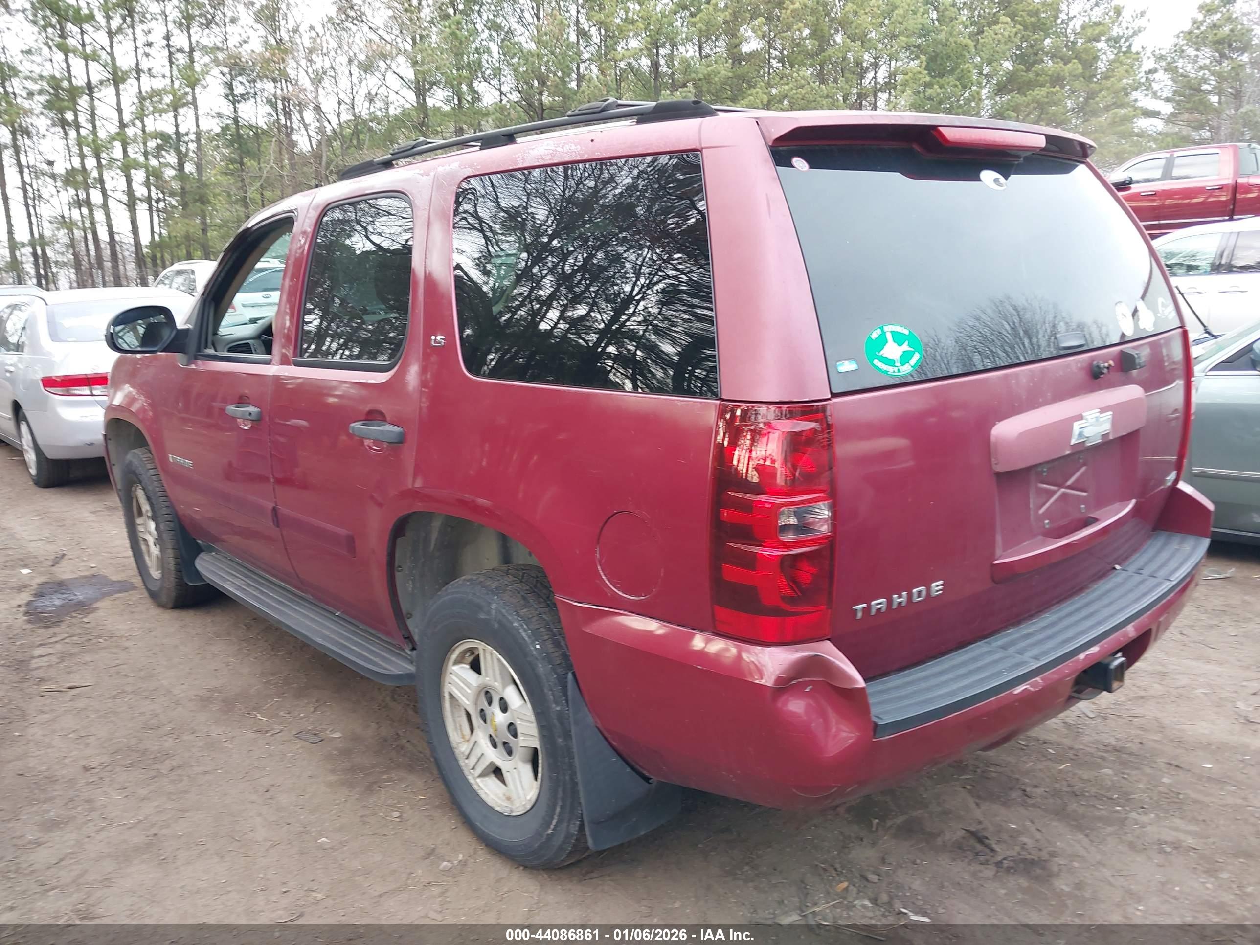CHEVROLET TAHOE image 3