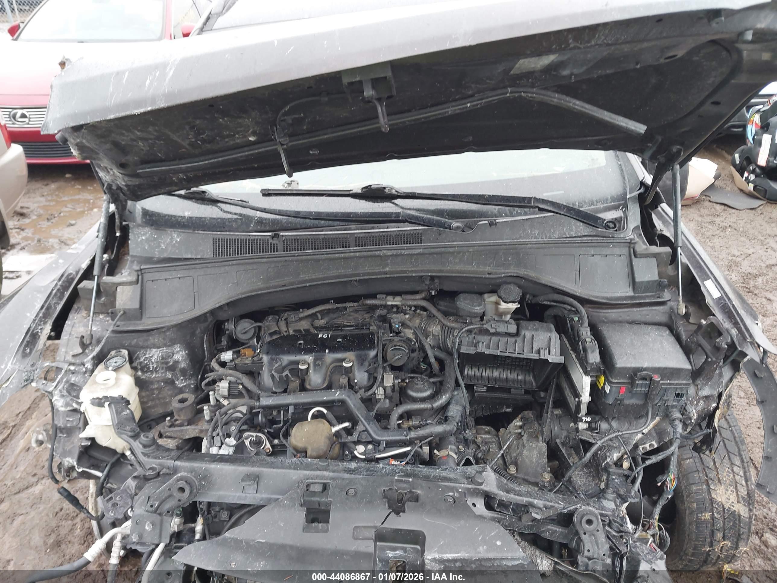 HYUNDAI SANTA image 10