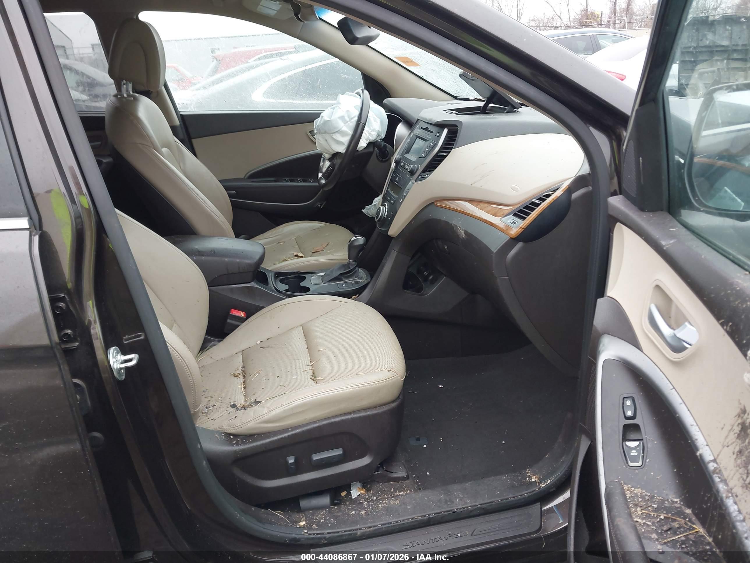 HYUNDAI SANTA image 5