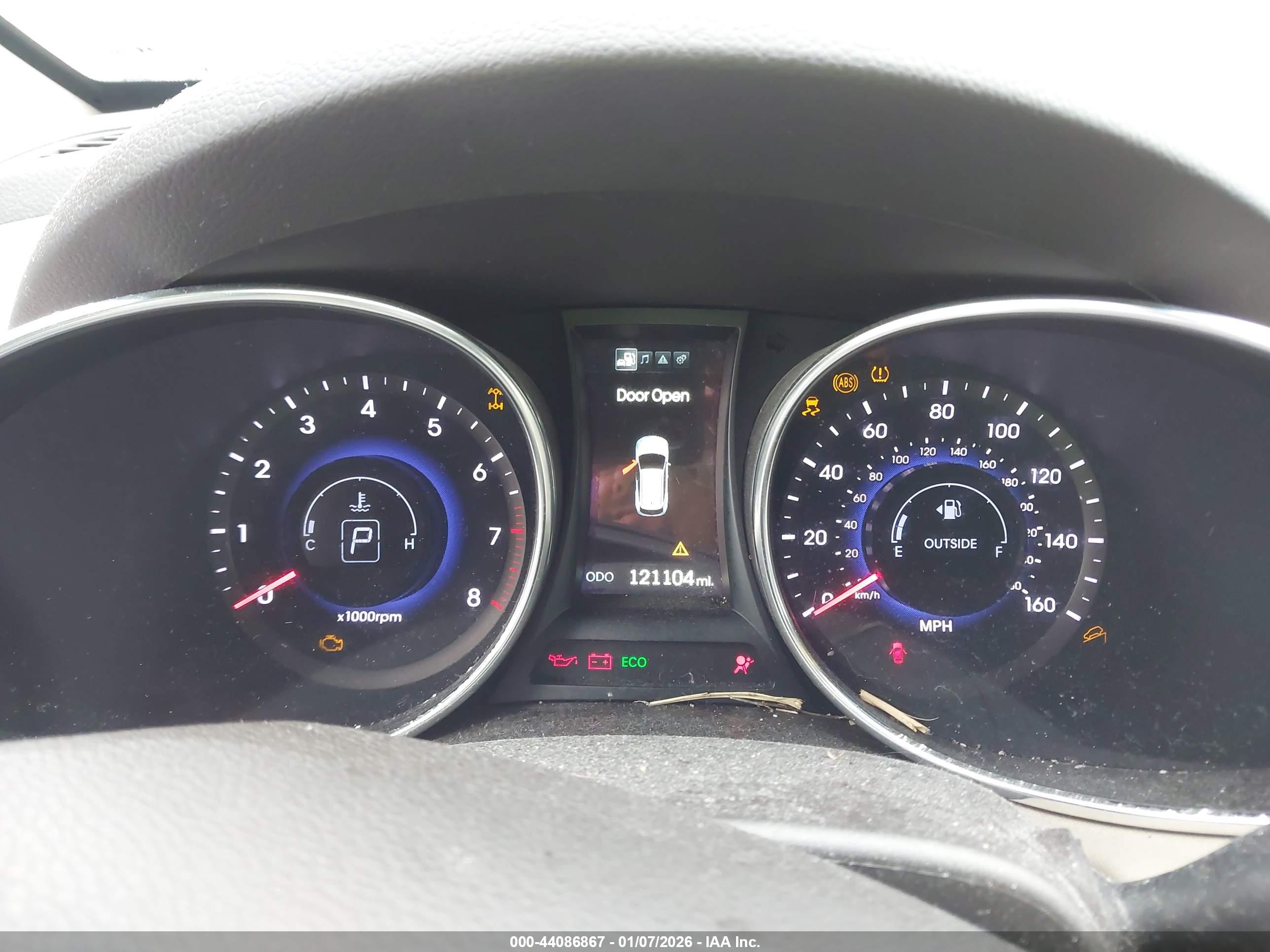 HYUNDAI SANTA image 7