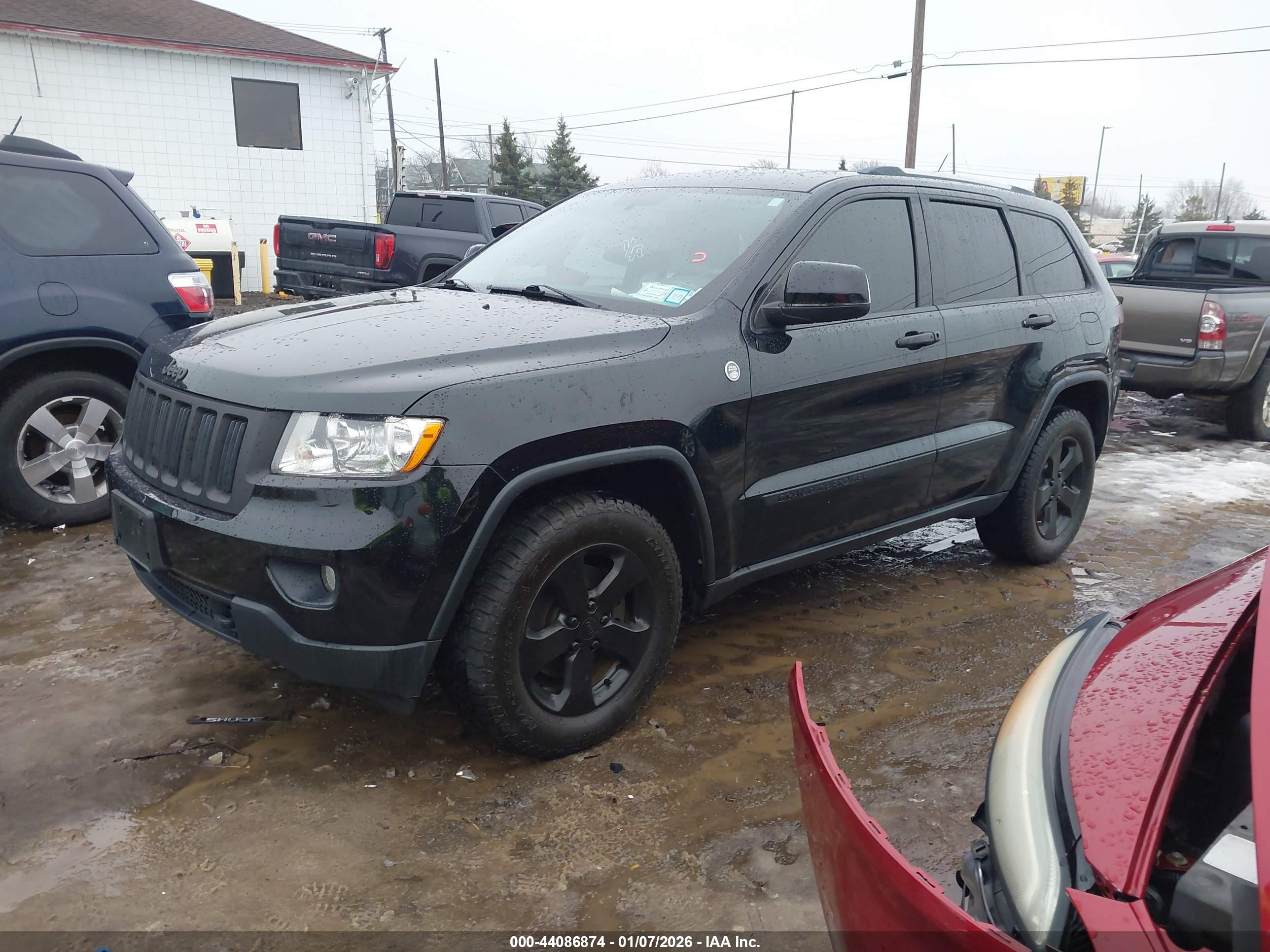 JEEP GRAND image 2