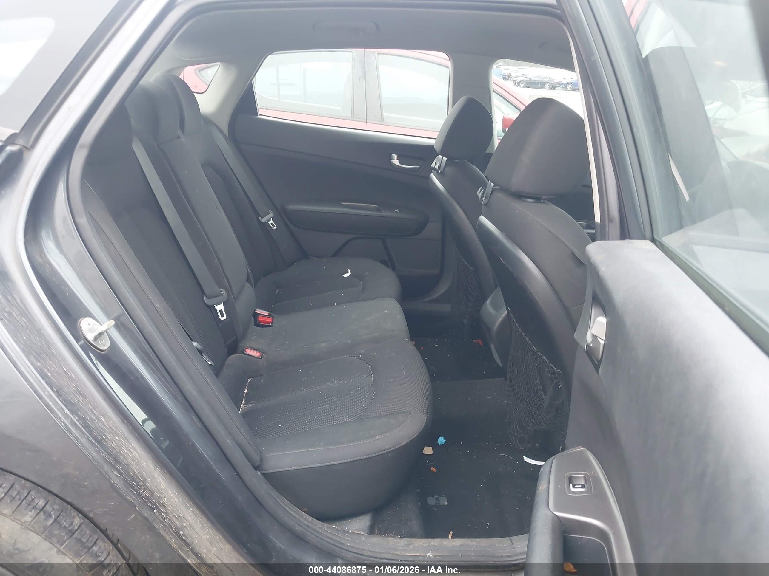 KIA OPTIMA image 8