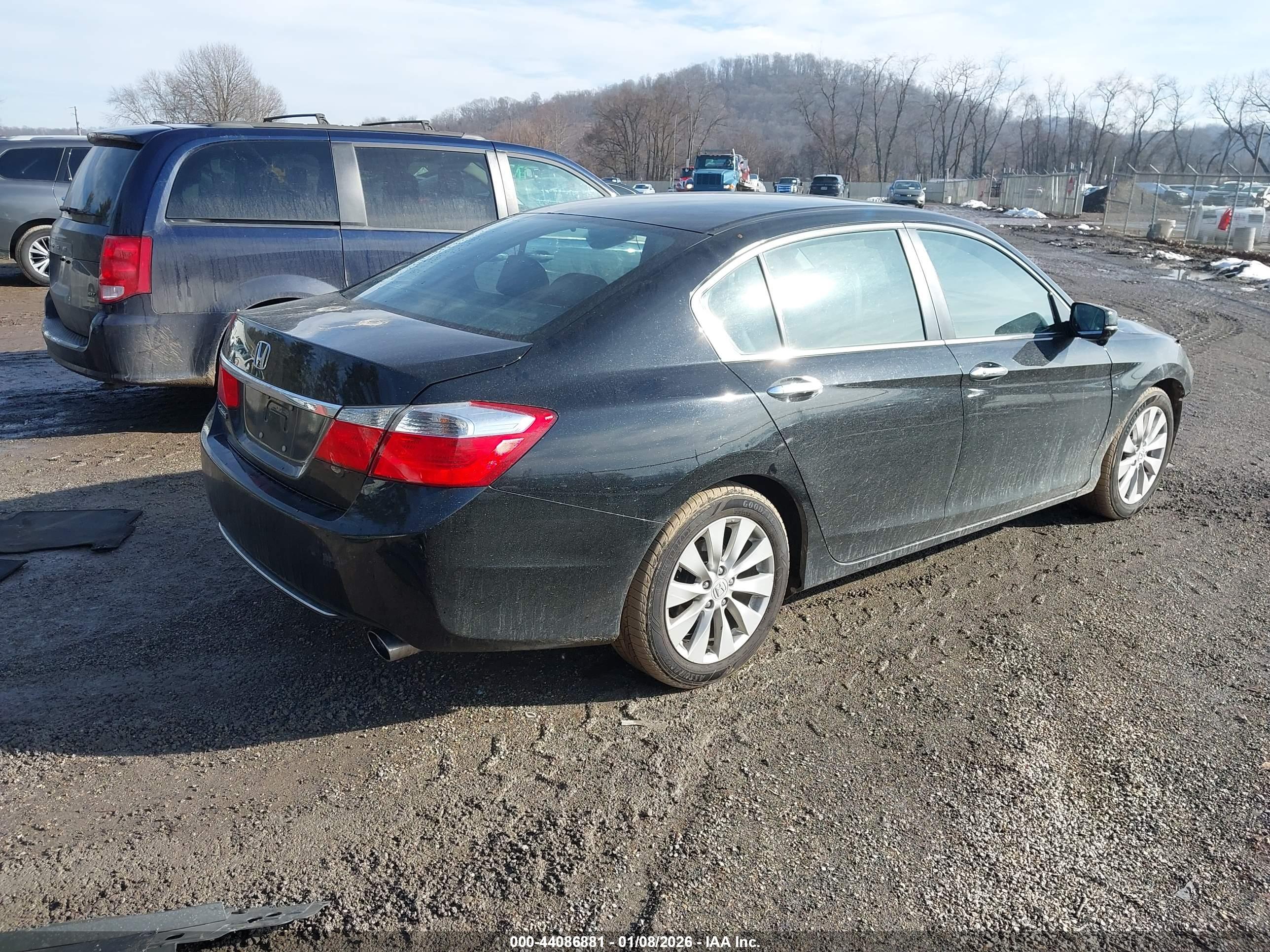 HONDA ACCORD image 4