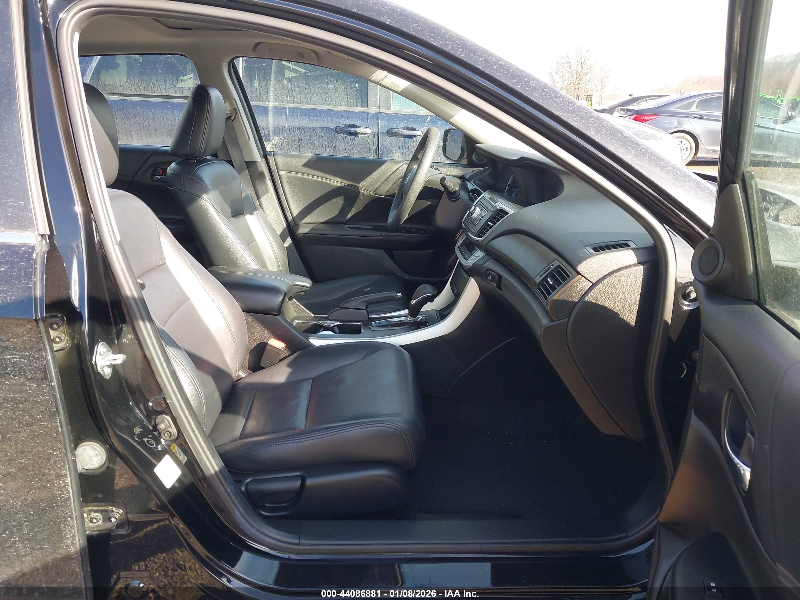HONDA ACCORD image 5