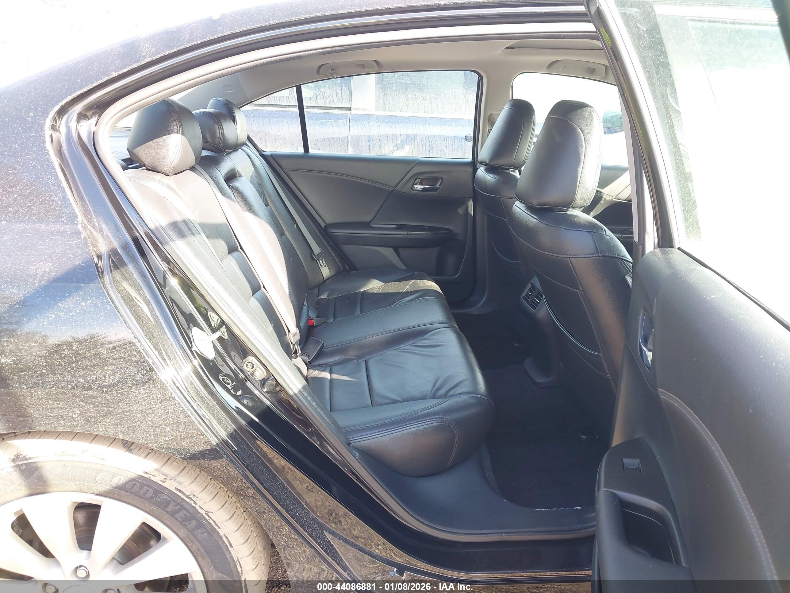 HONDA ACCORD image 8