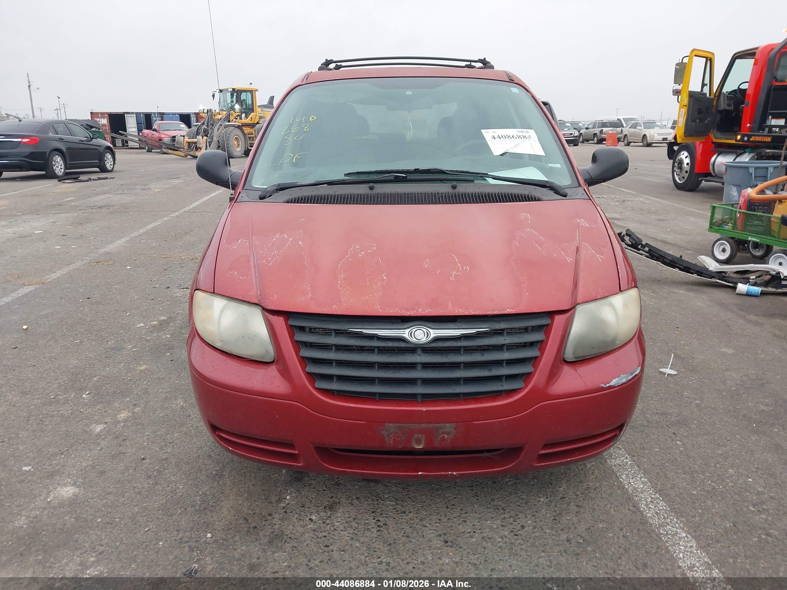CHRYSLER TOWN image 6