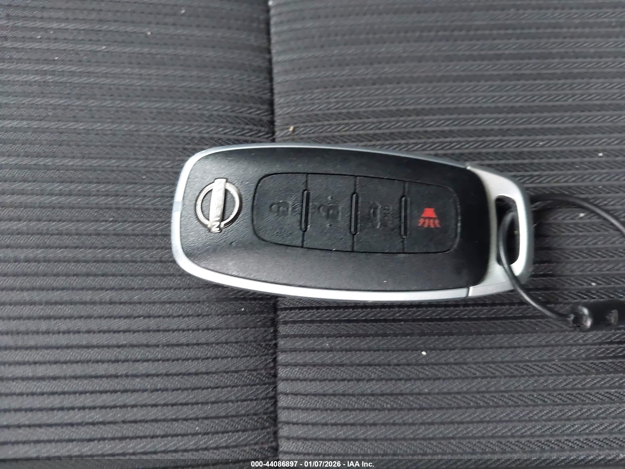 NISSAN SENTRA image 11