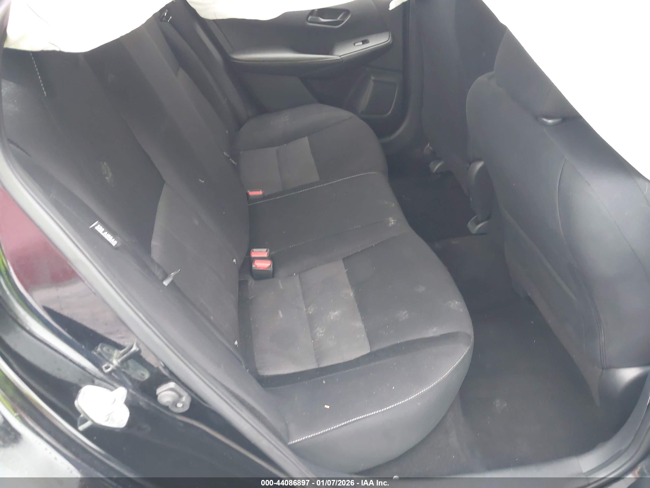 NISSAN SENTRA image 8