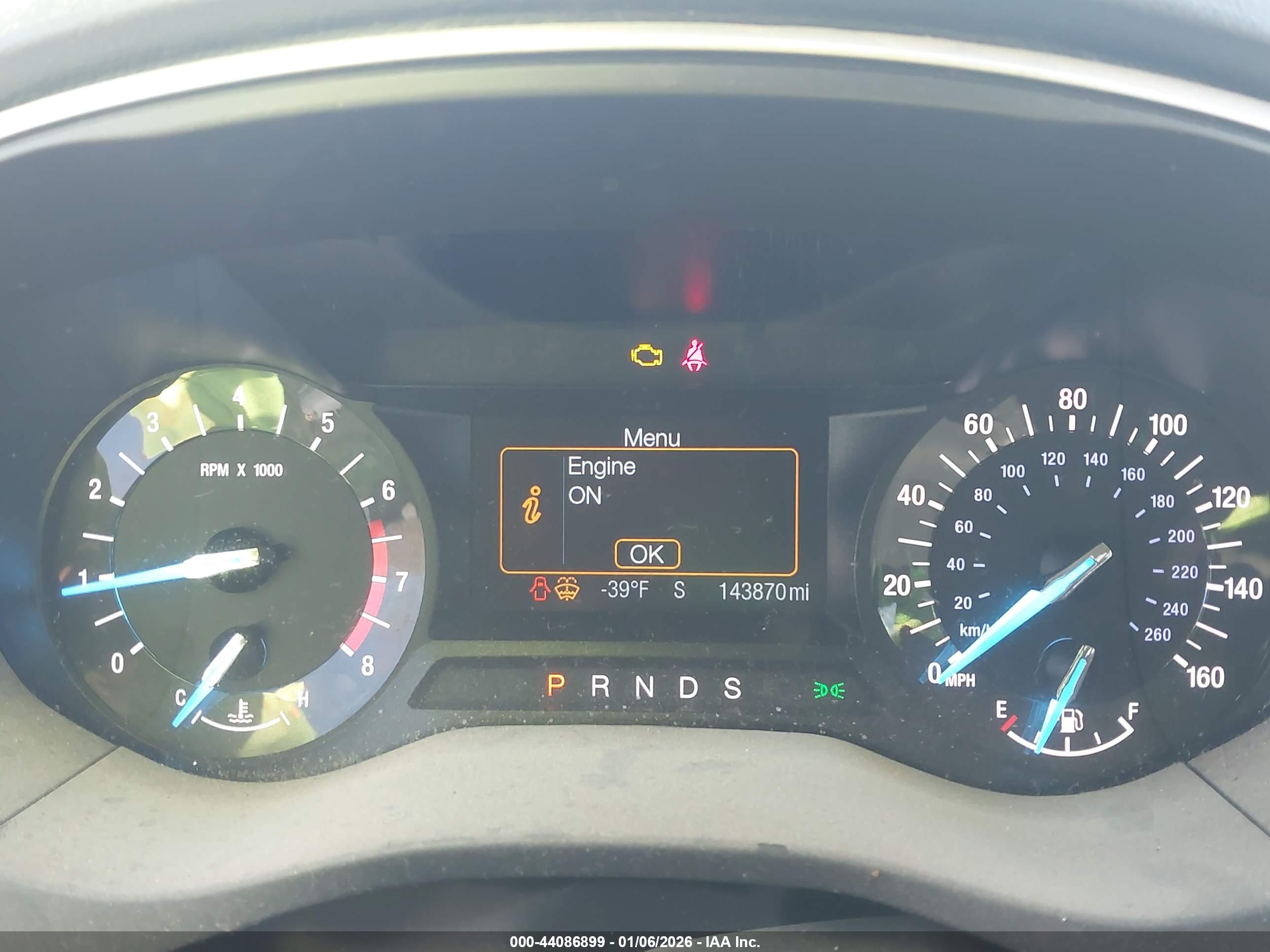 FORD FUSION image 7