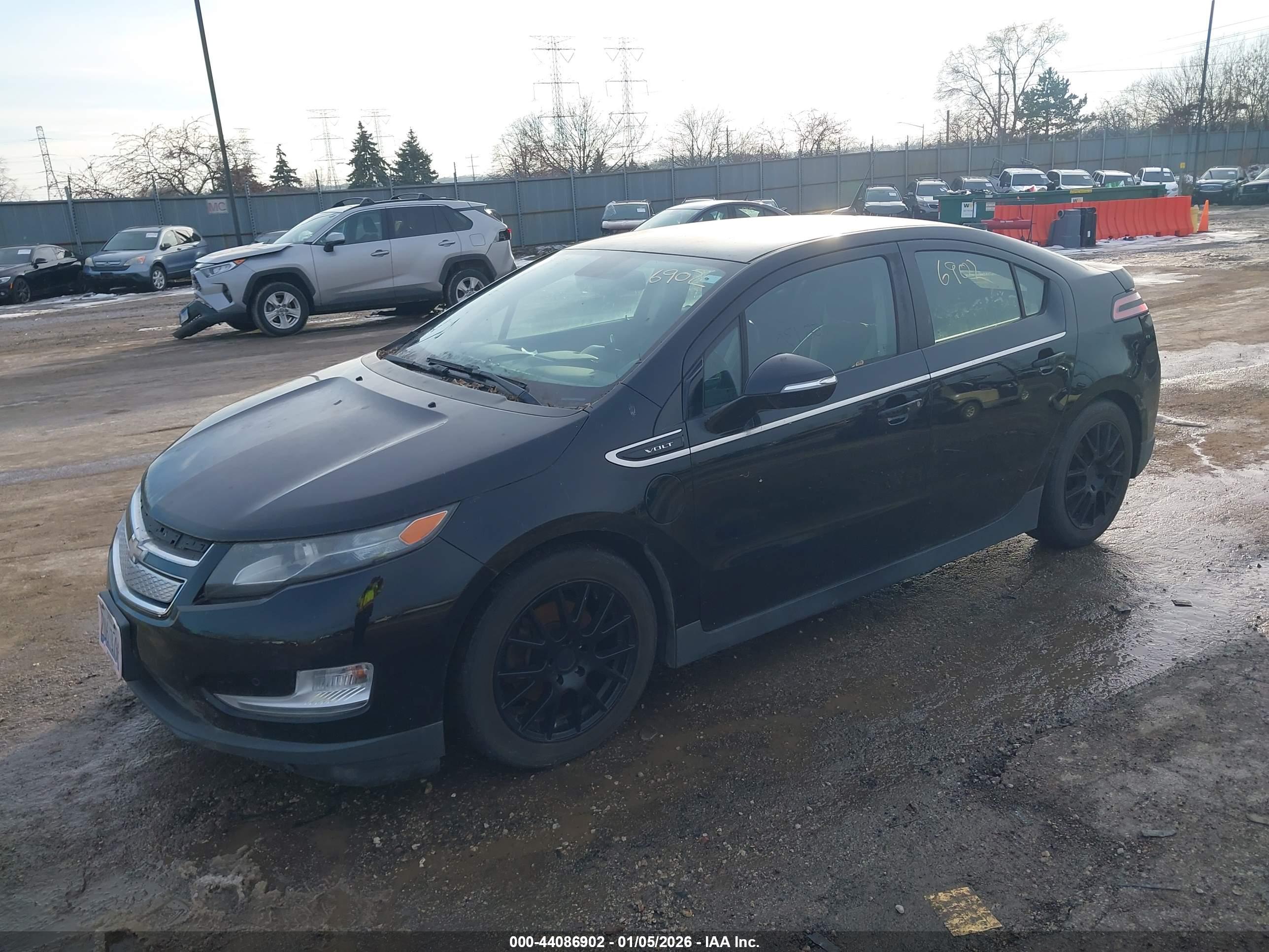 CHEVROLET VOLT image 2