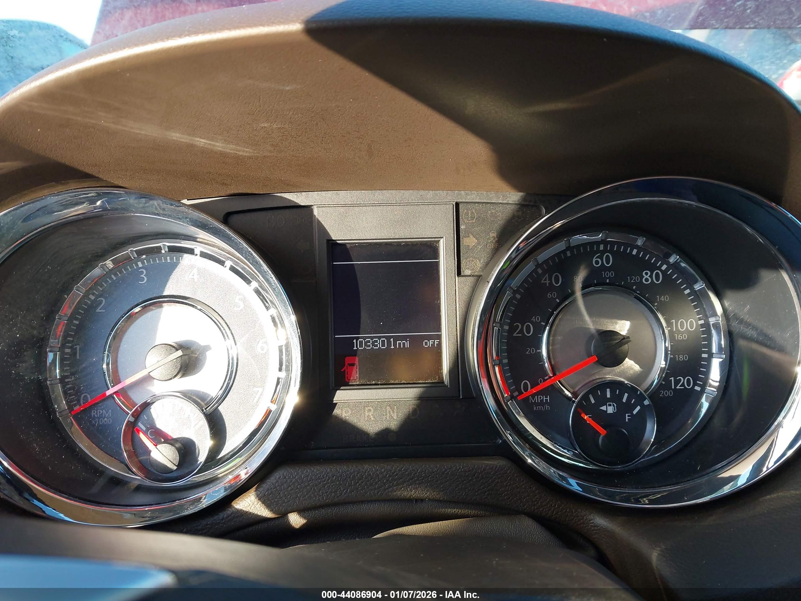 CHRYSLER TOWN image 7