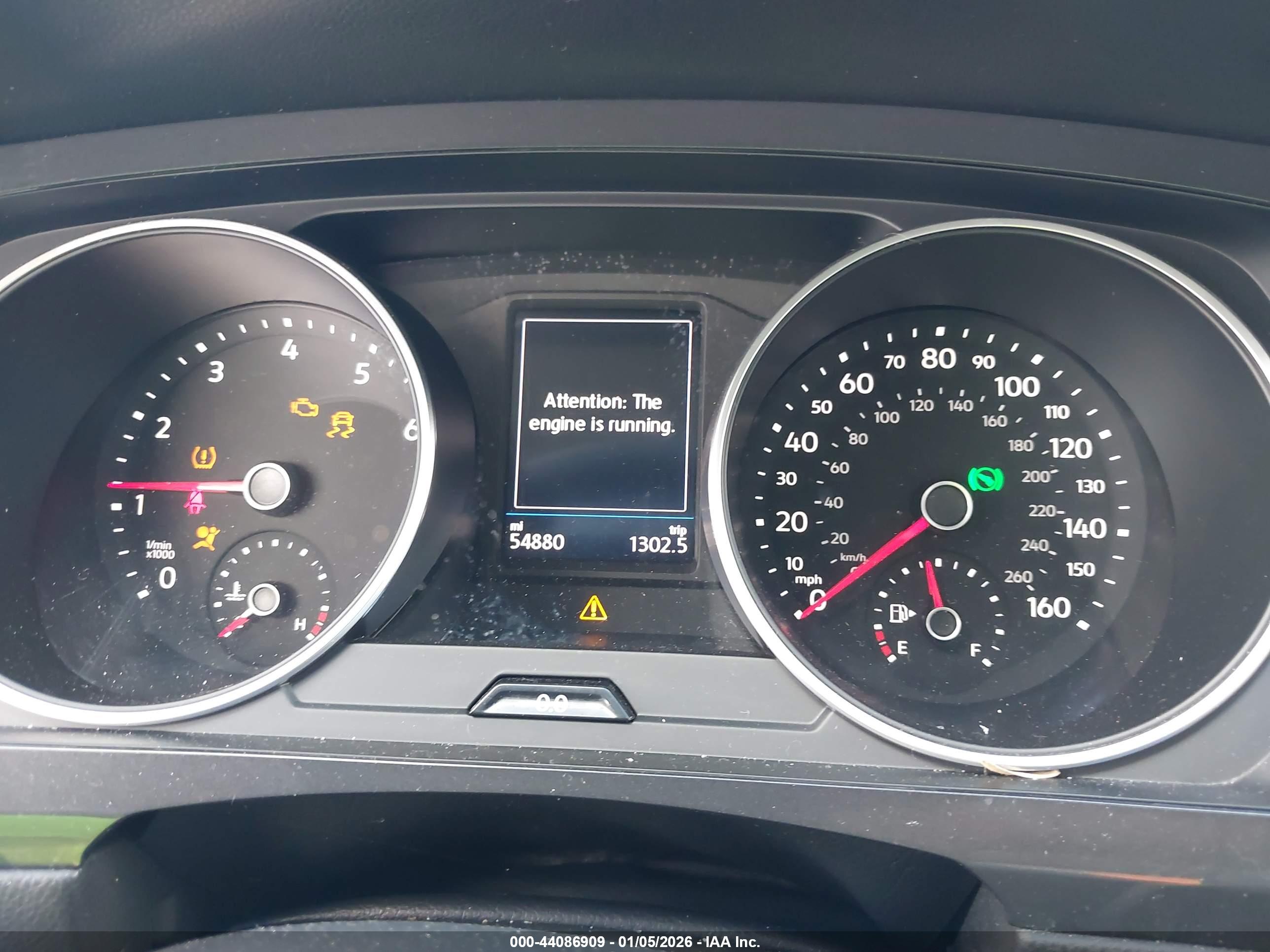 VOLKSWAGEN TIGUAN image 7