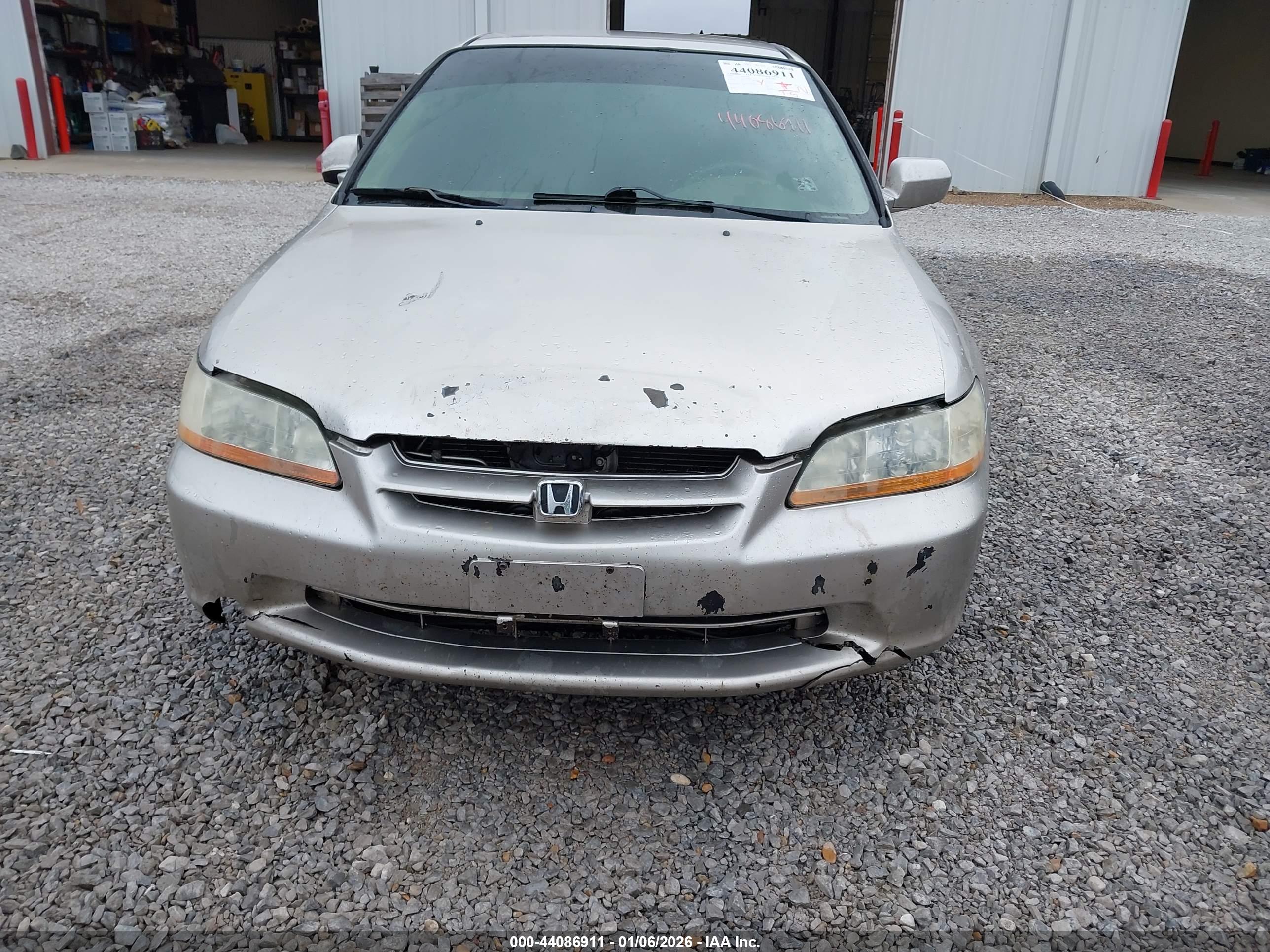 HONDA ACCORD image 6