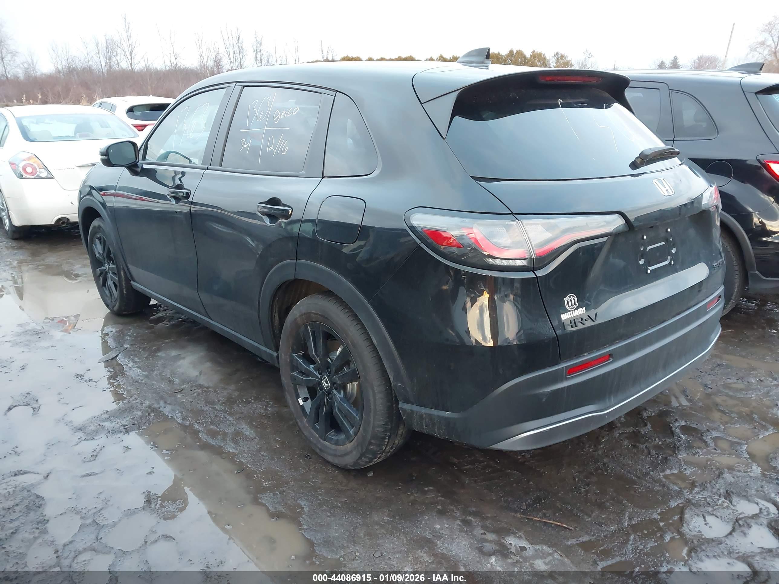 HONDA HR-V image 3