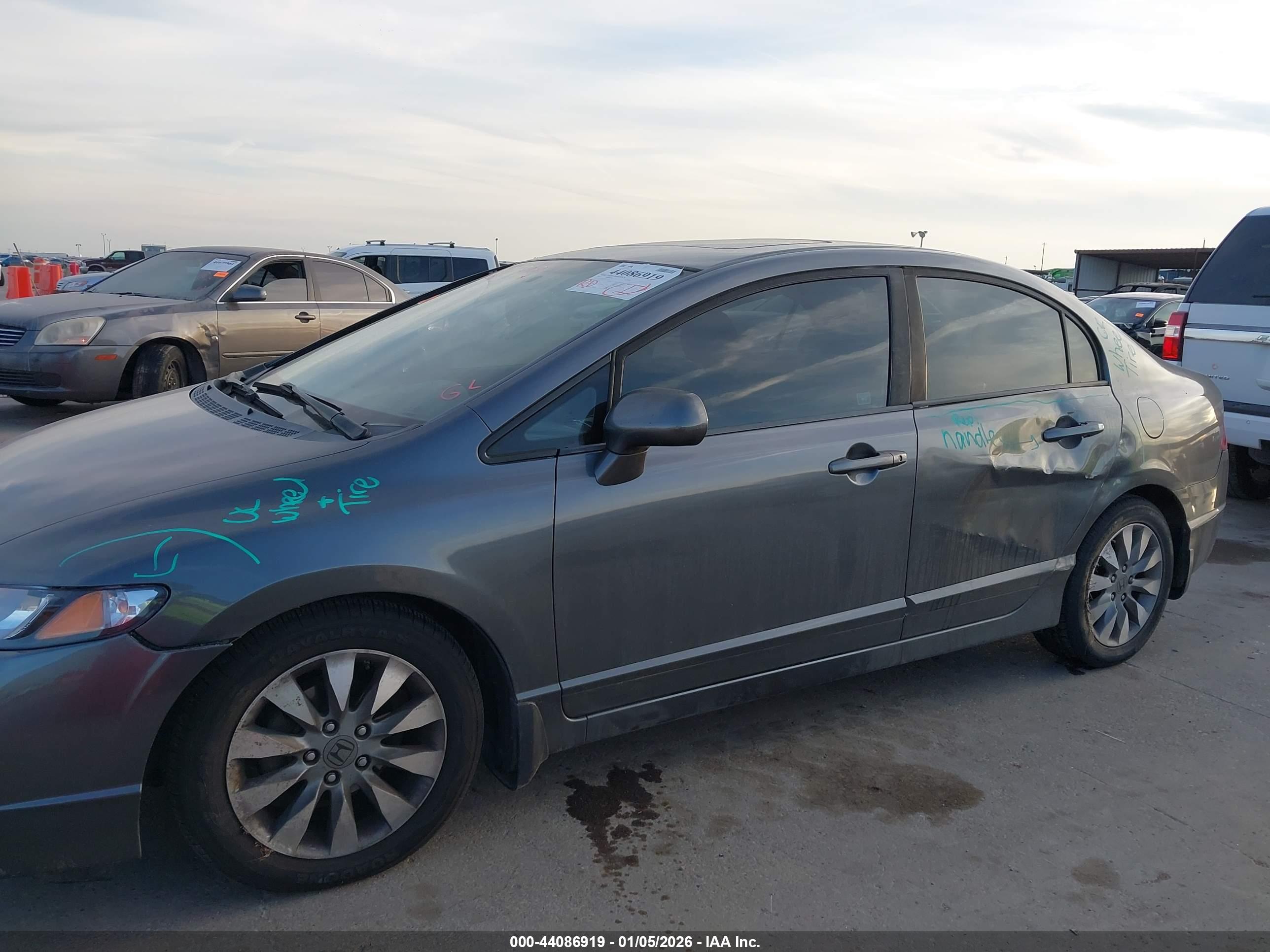 HONDA CIVIC image 6
